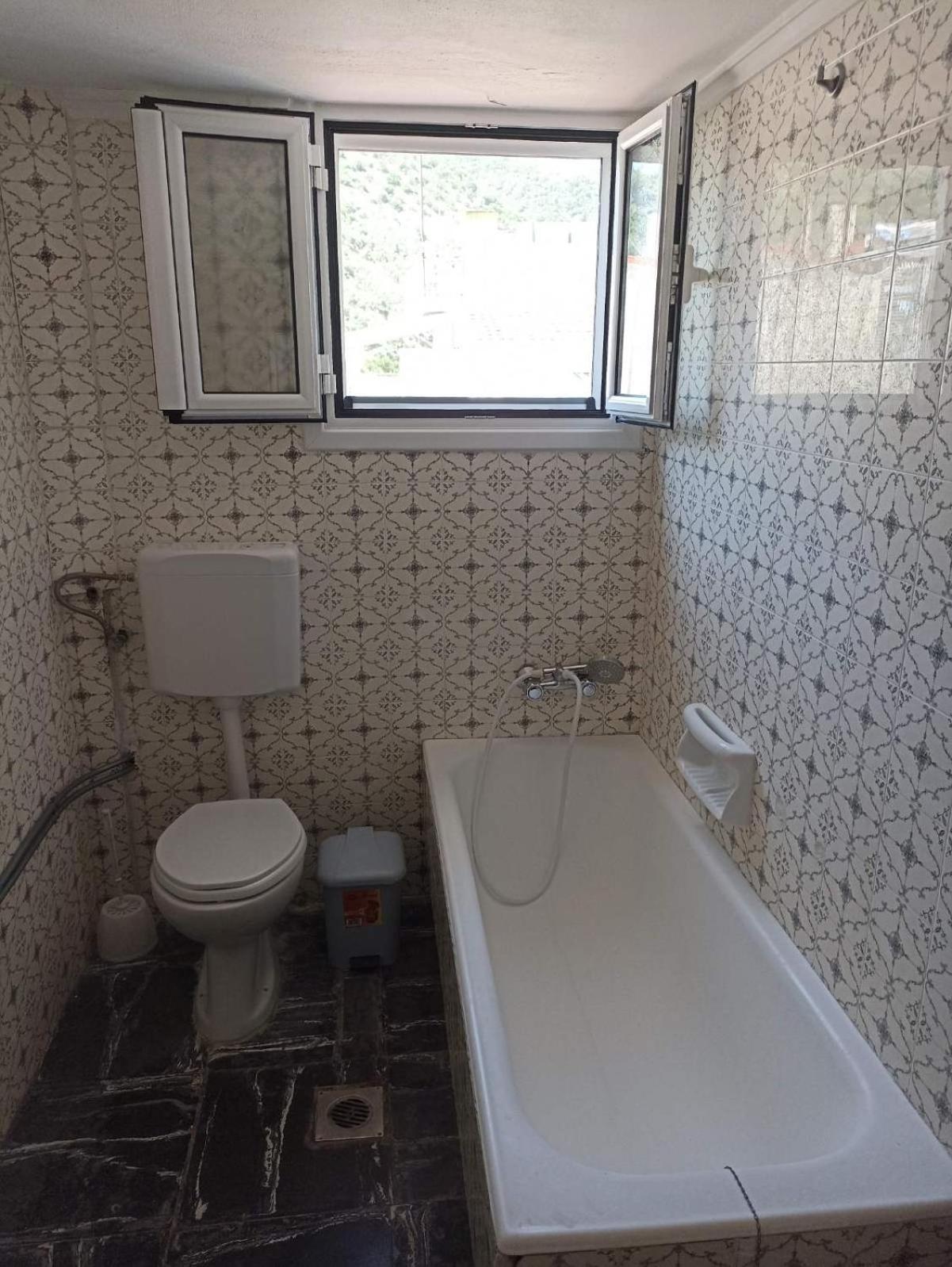 Guest house Rooms-studio Anagnostou *