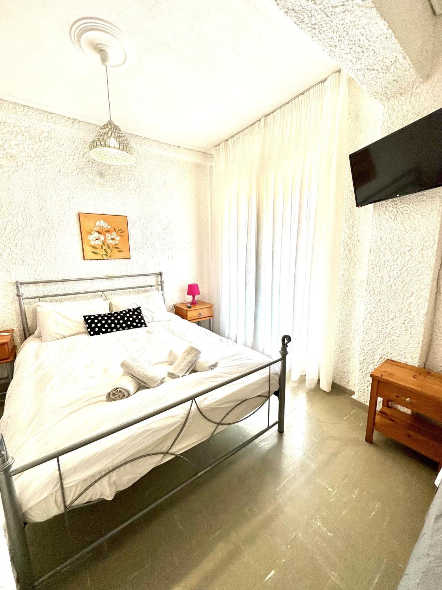 Aparthotel Katerina Neos Pirgos