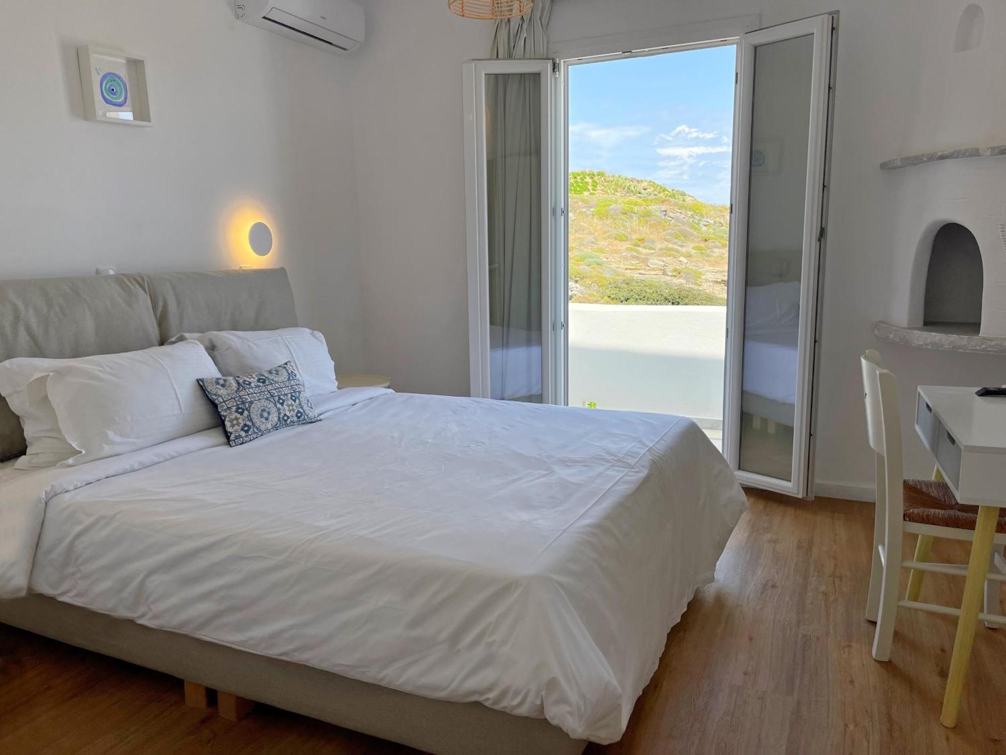 Adonis & Naousa (Paros)