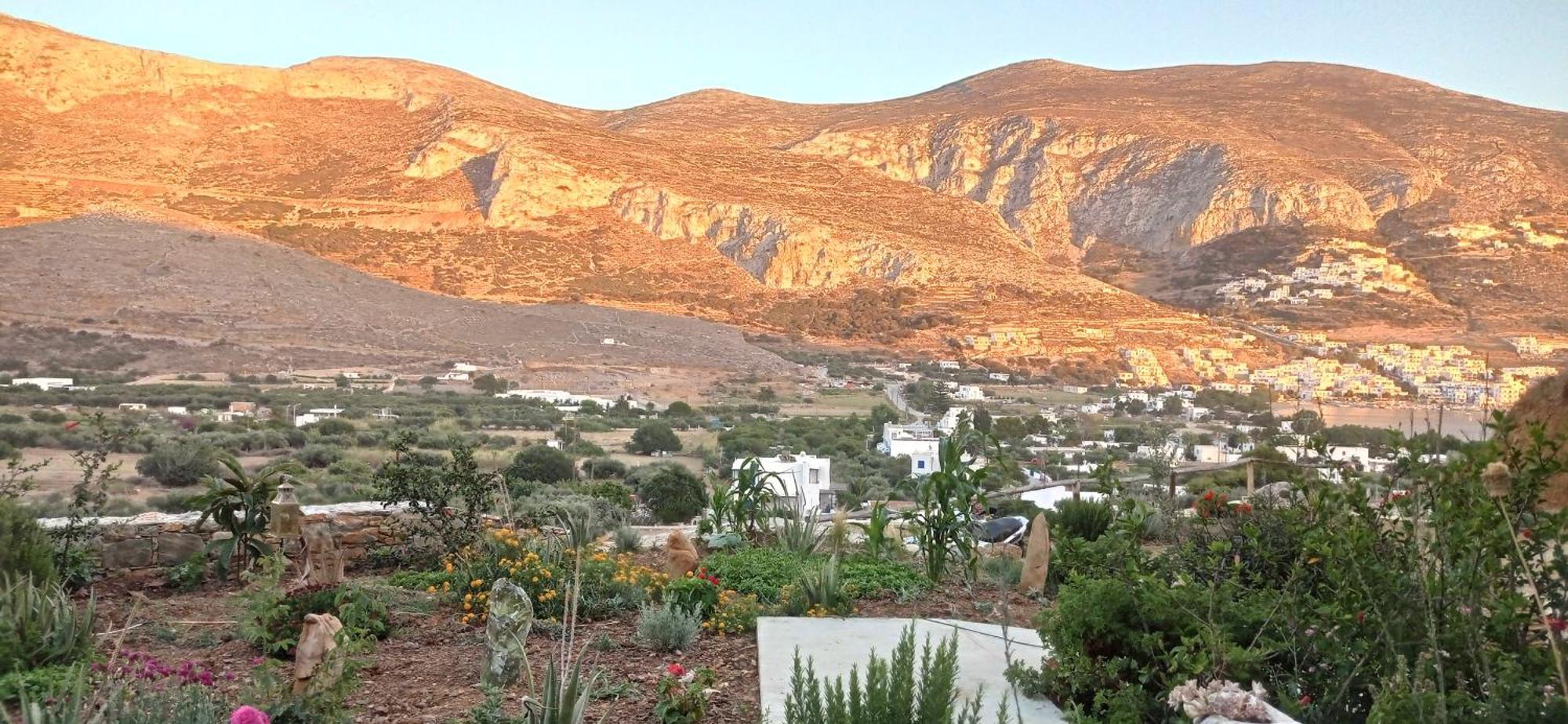 Aliori Art Caves Guest house