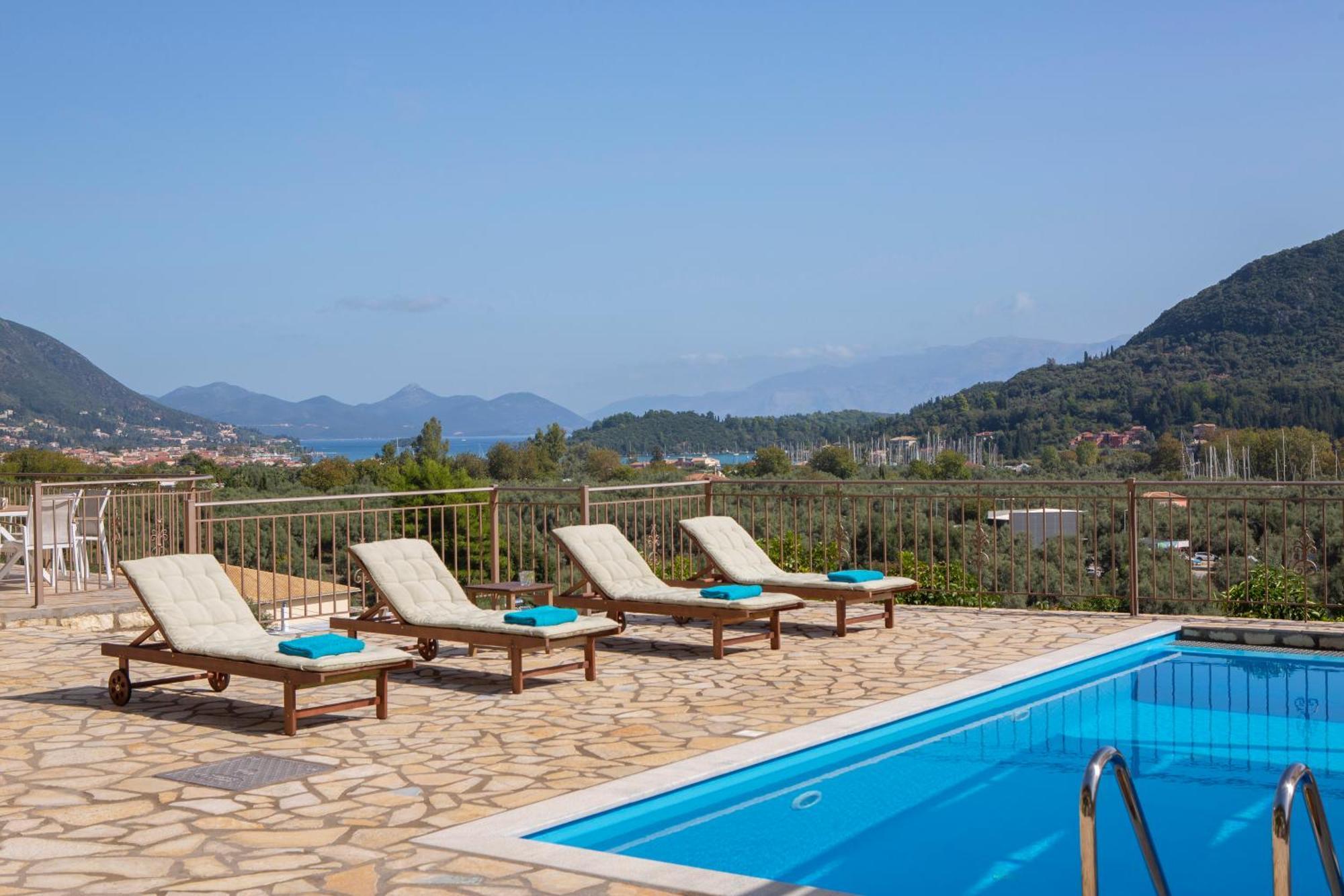 Neora Agios Christoforos (Lefkada)