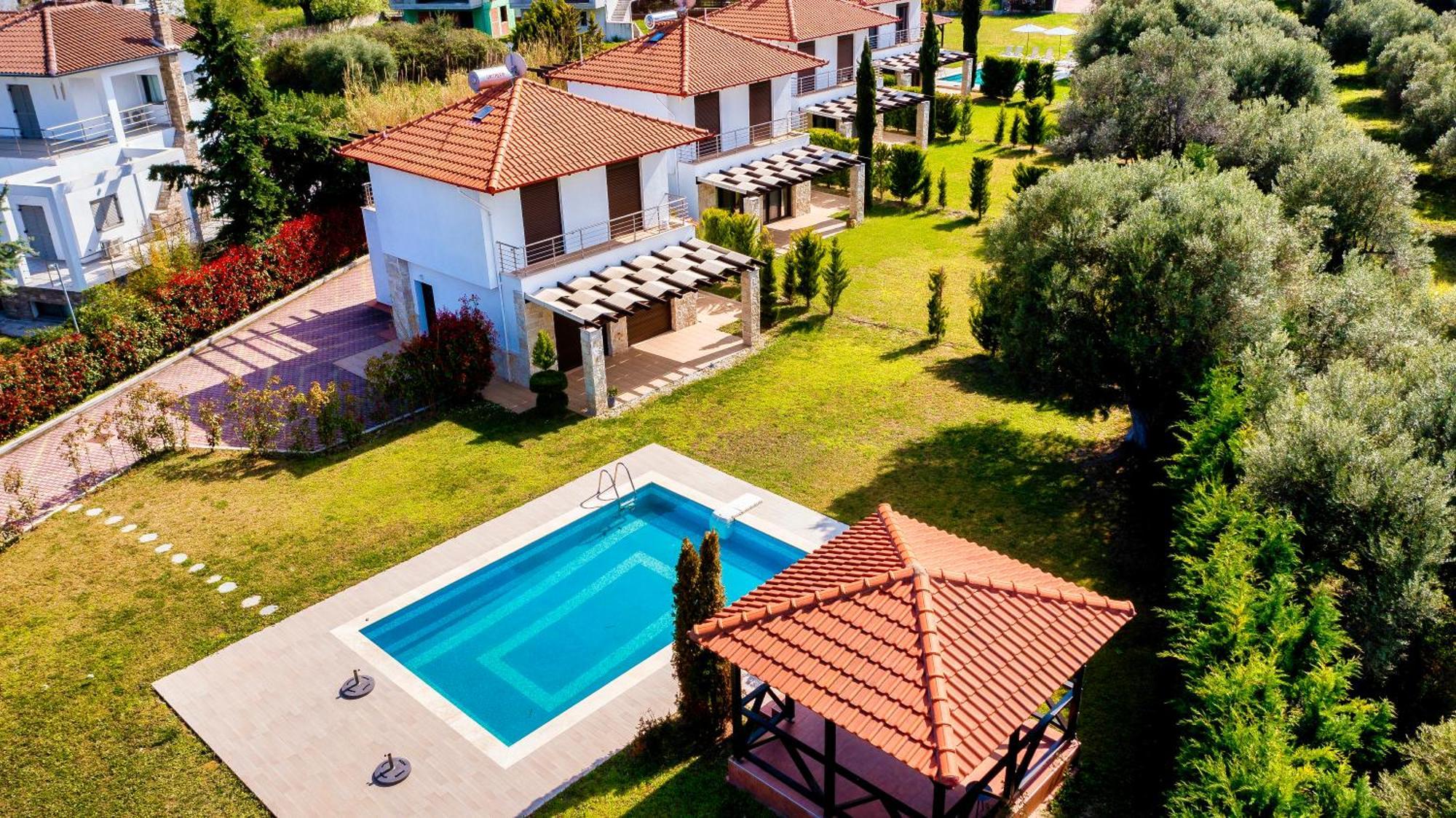 Friday Mood By Diomedes Group * Pefkochori