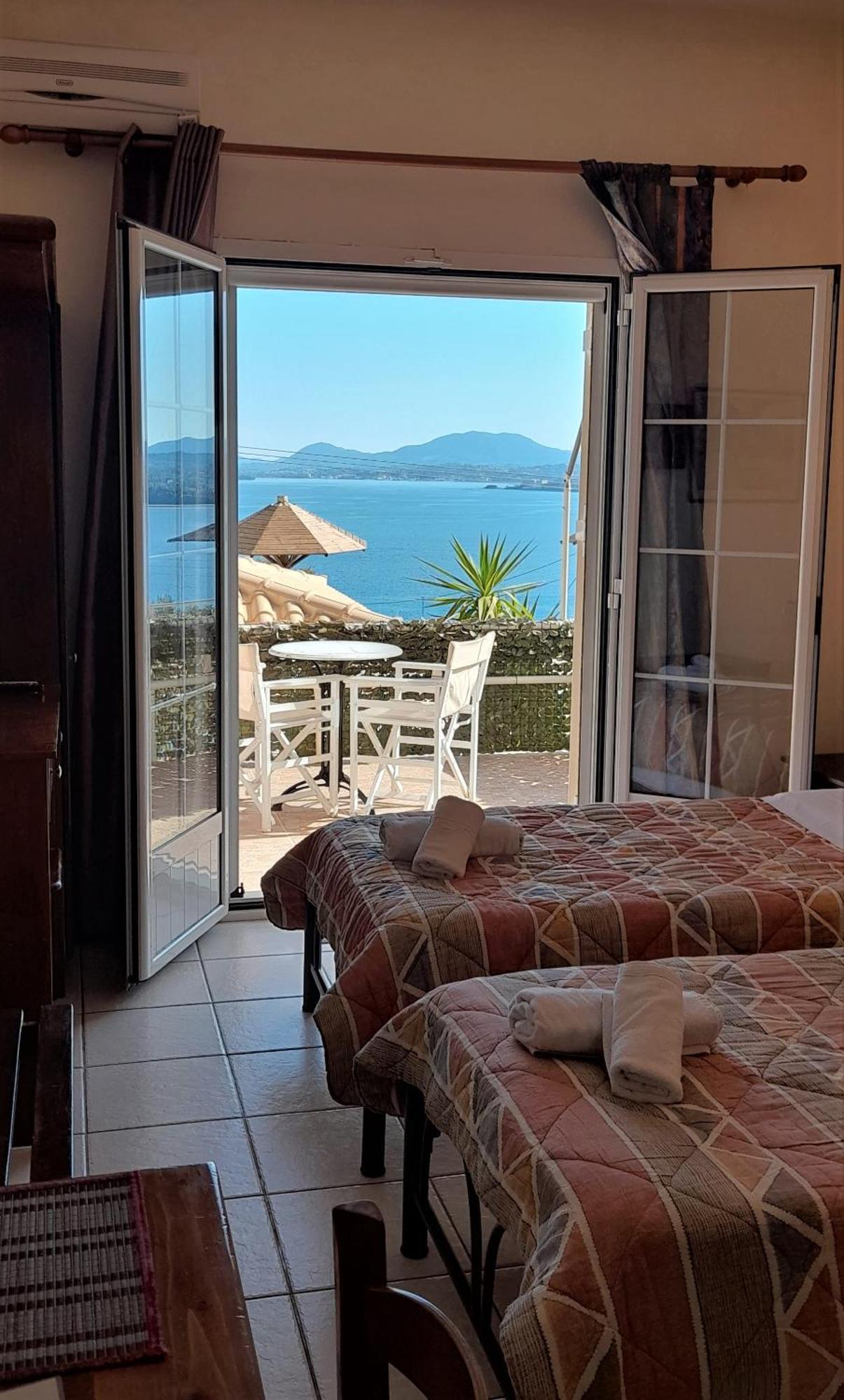 Stefanosplace Aparthotel Sea View Aparthotel 3*