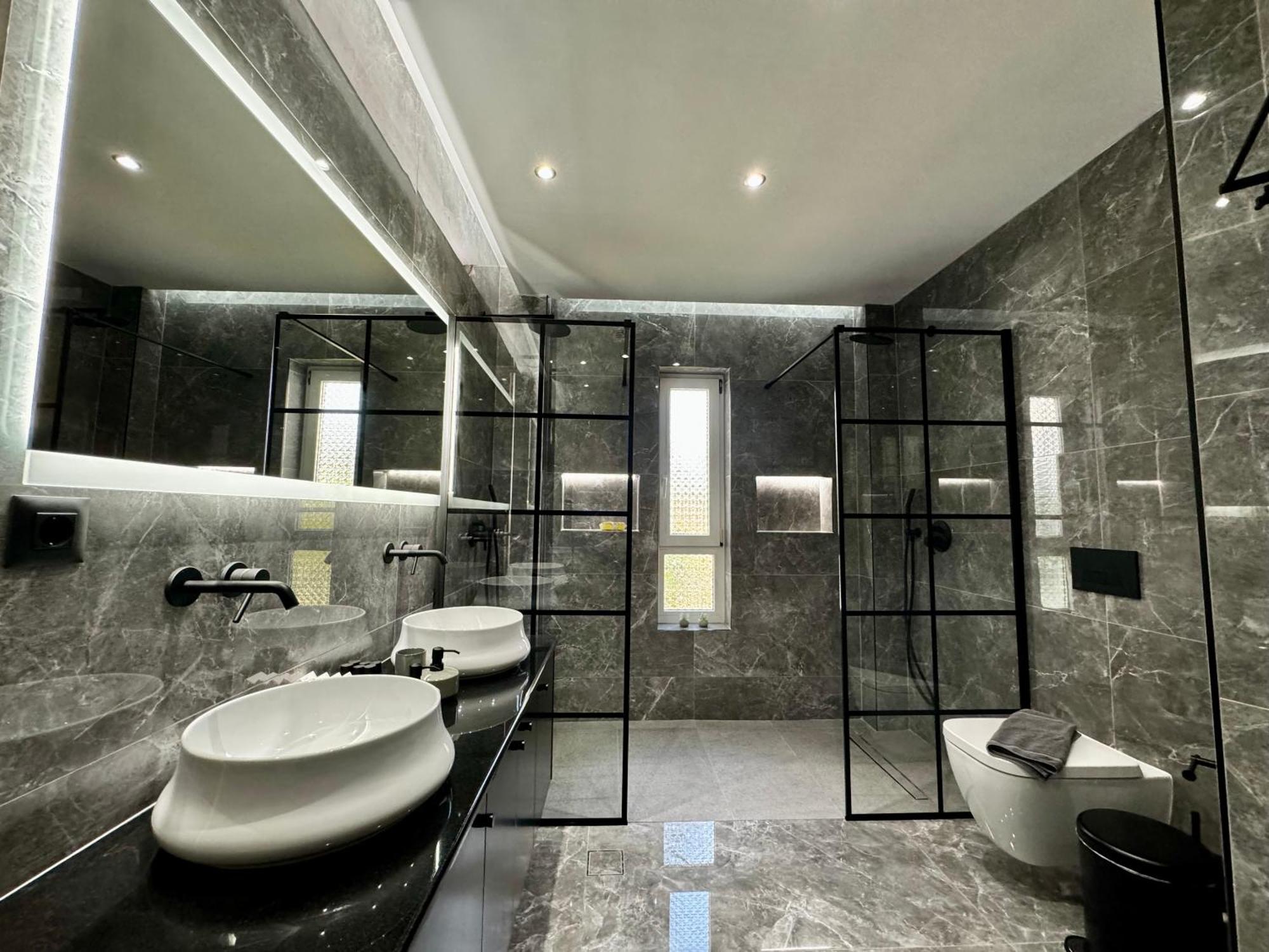 Monte Smith Luxury Villa