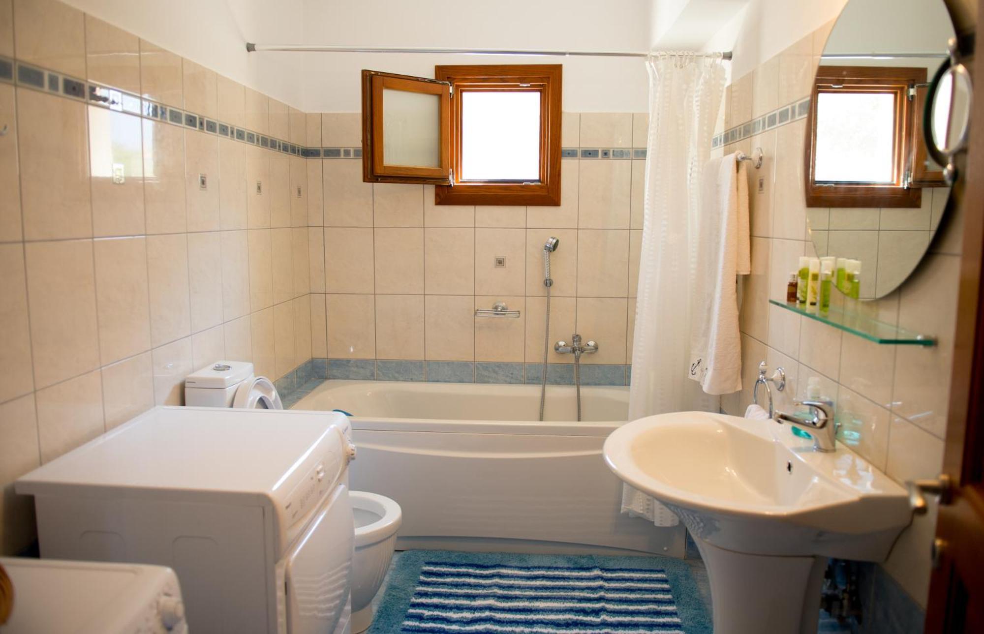Apartment Tholos Bay
