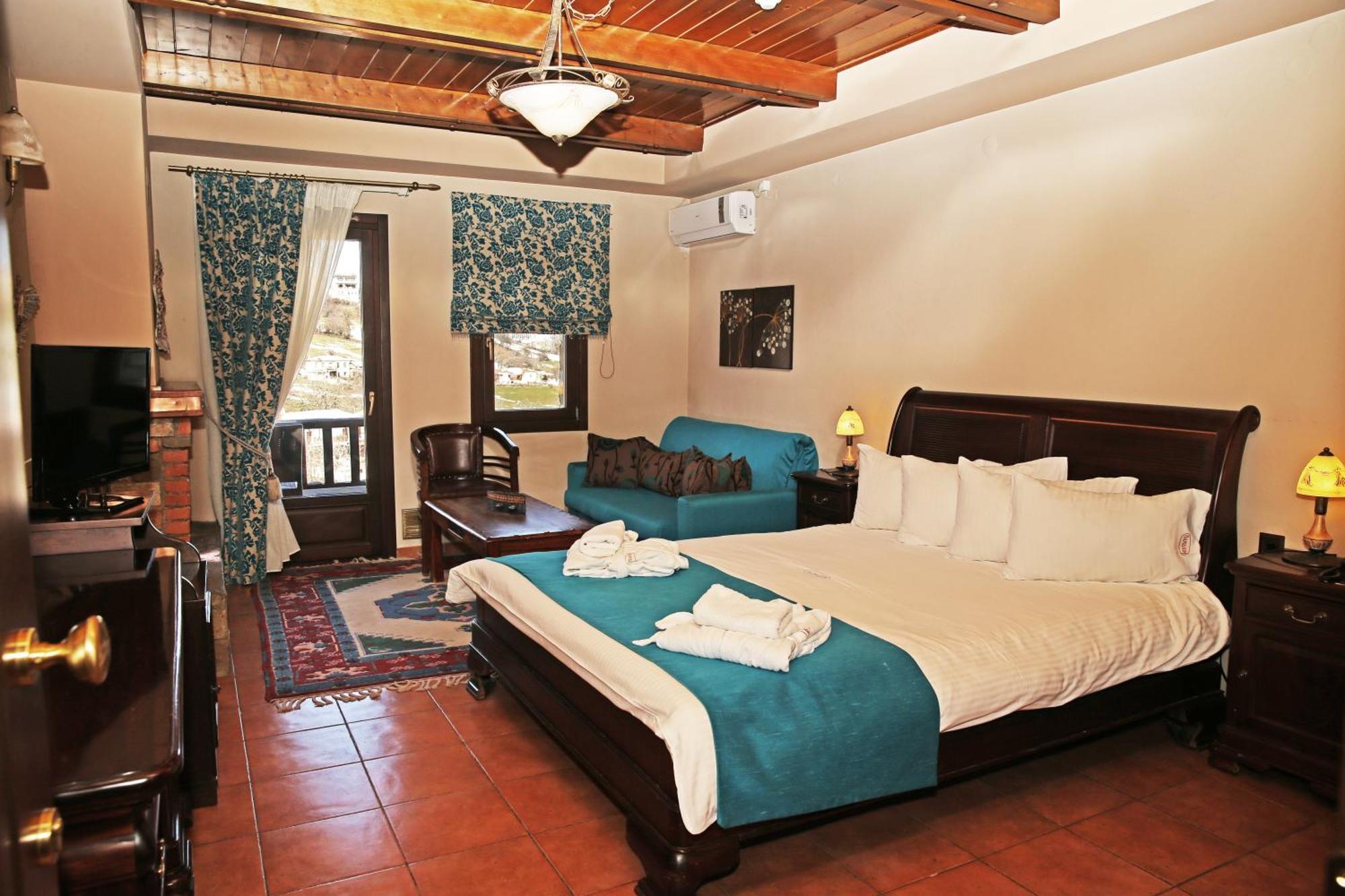 Pandion Luxury Boutique Hotel & Suites With Spa Hotel