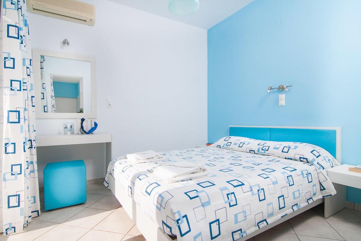 Skinos Apartment *