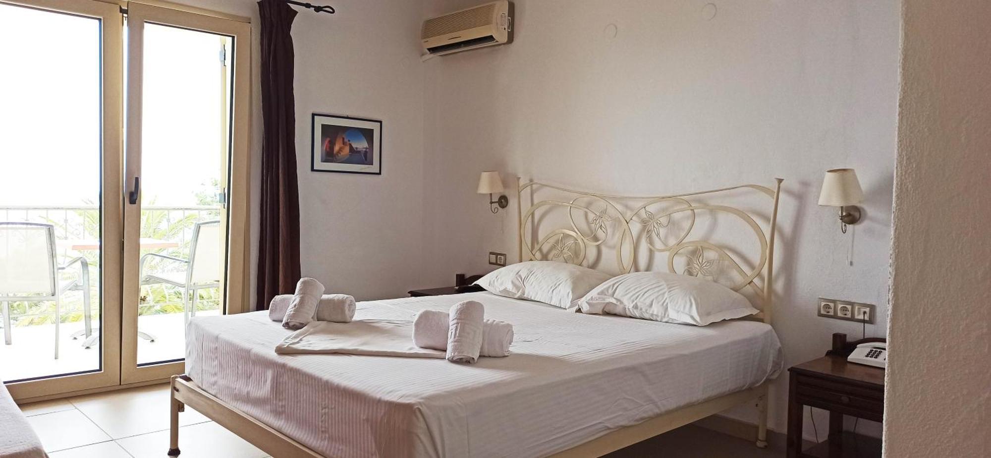 Hotel Esperides 3*