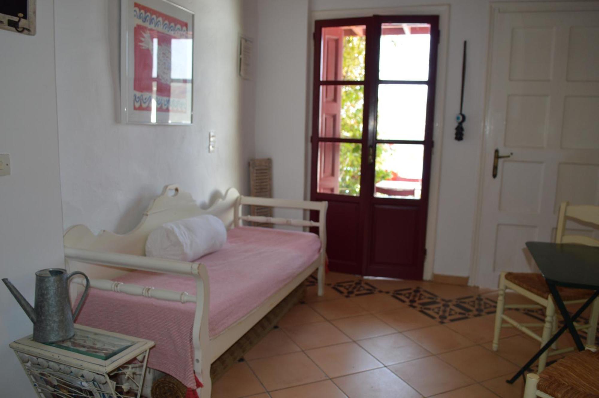 The Red-fish House Apartment *