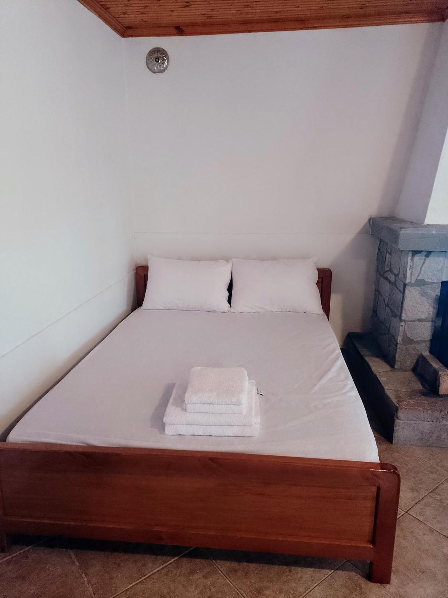 Lotos By Kastro Apartment *