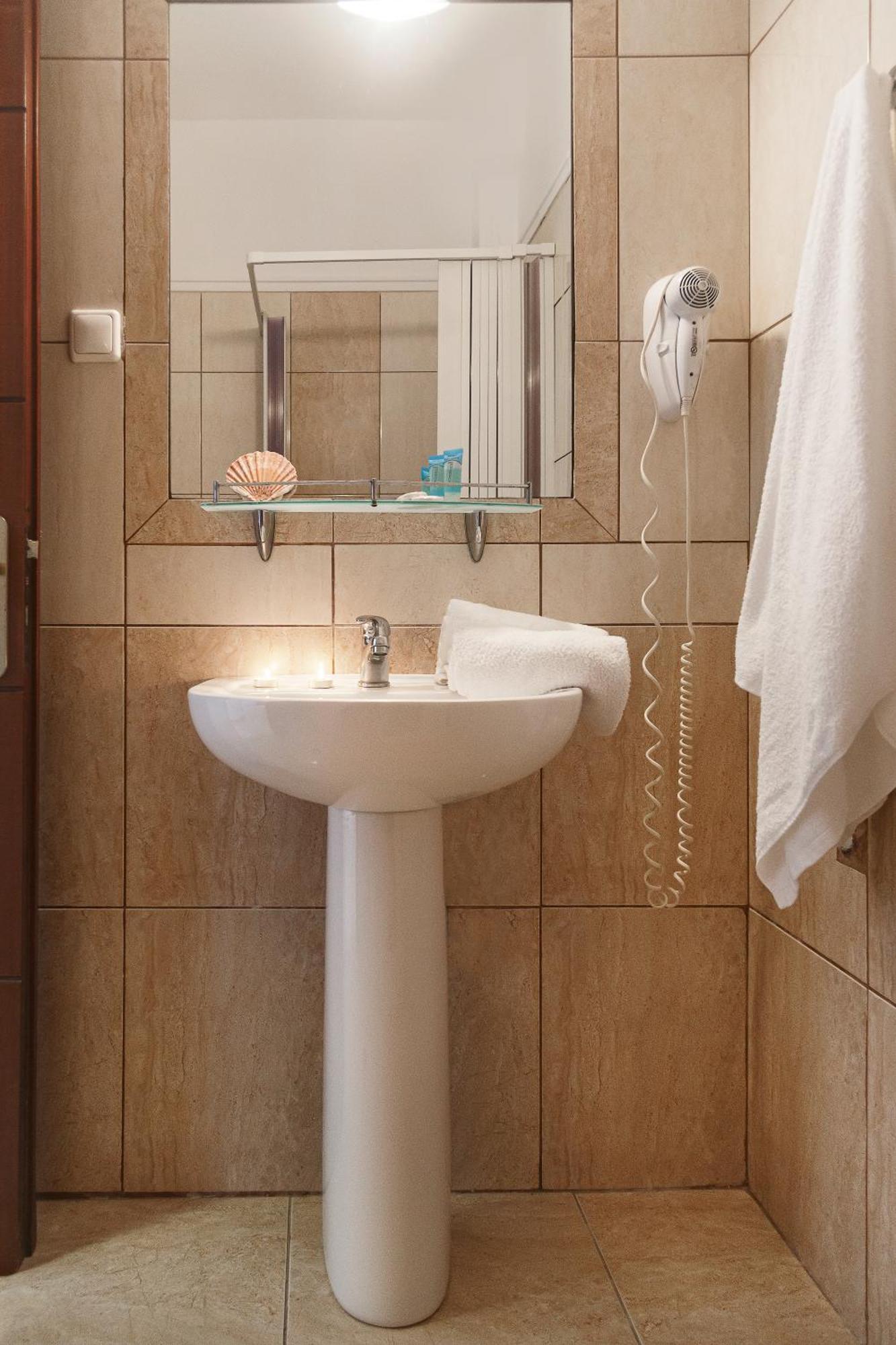 Aparthotel Maltinas House Mola Kalyva