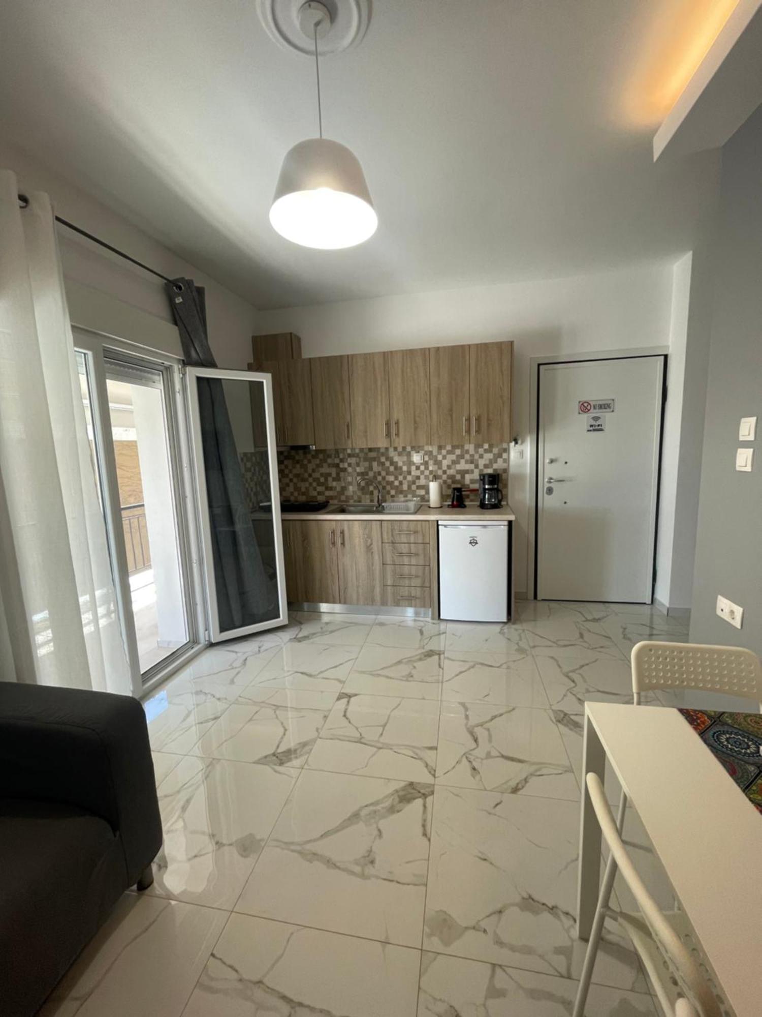 Antonis Apartment *