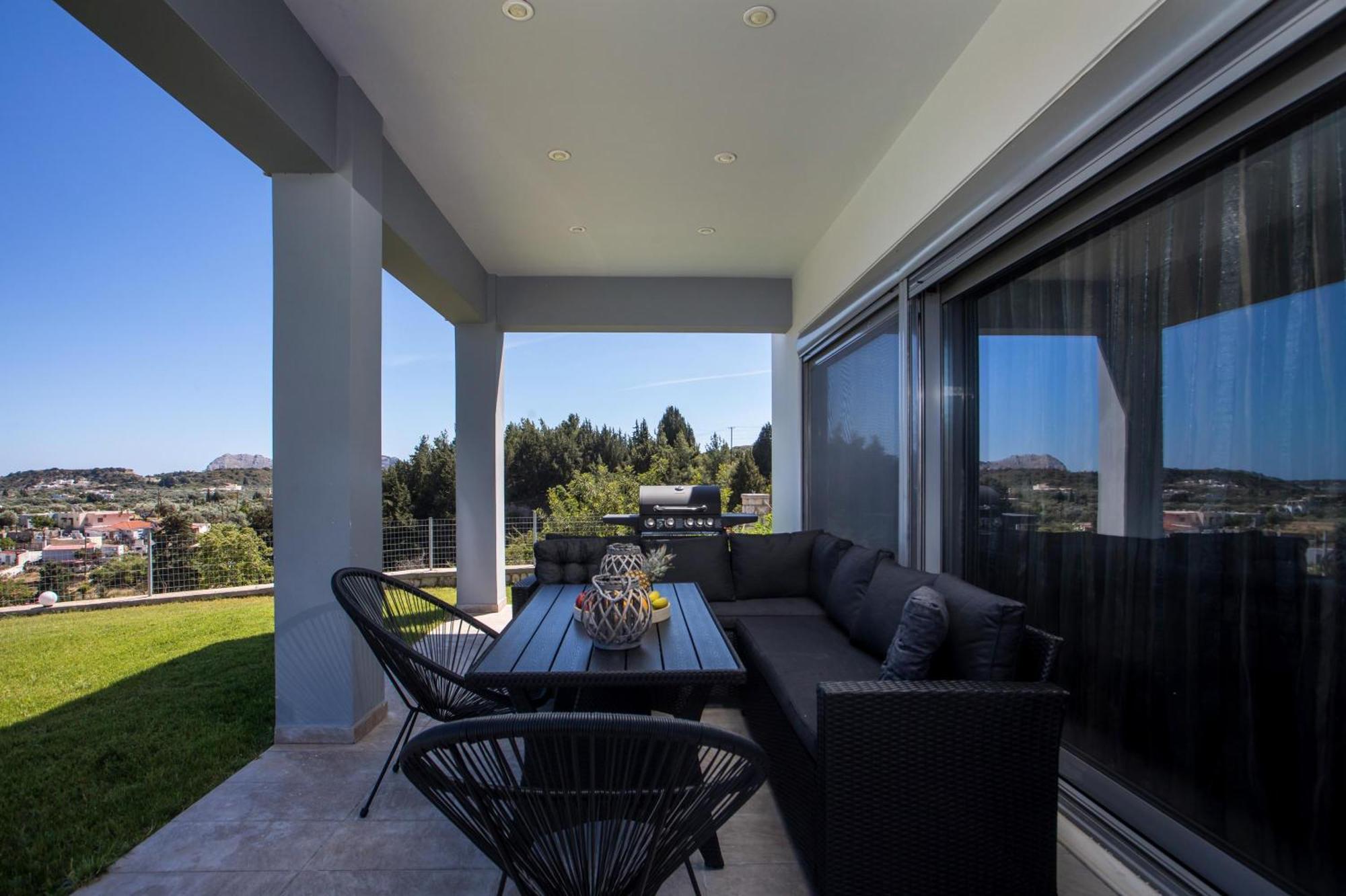 Villa High View *