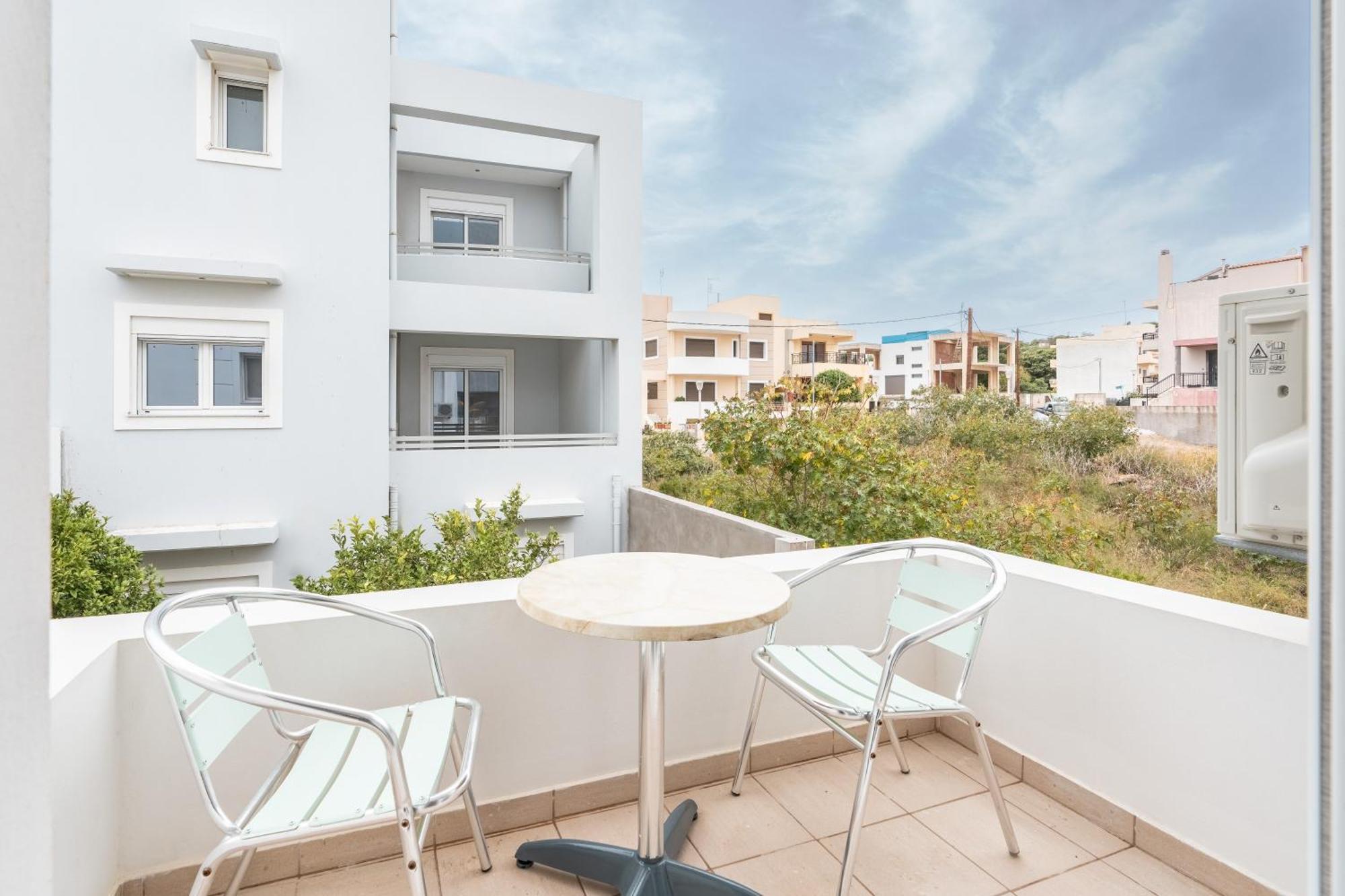 Apartment Ilia's With View 2
