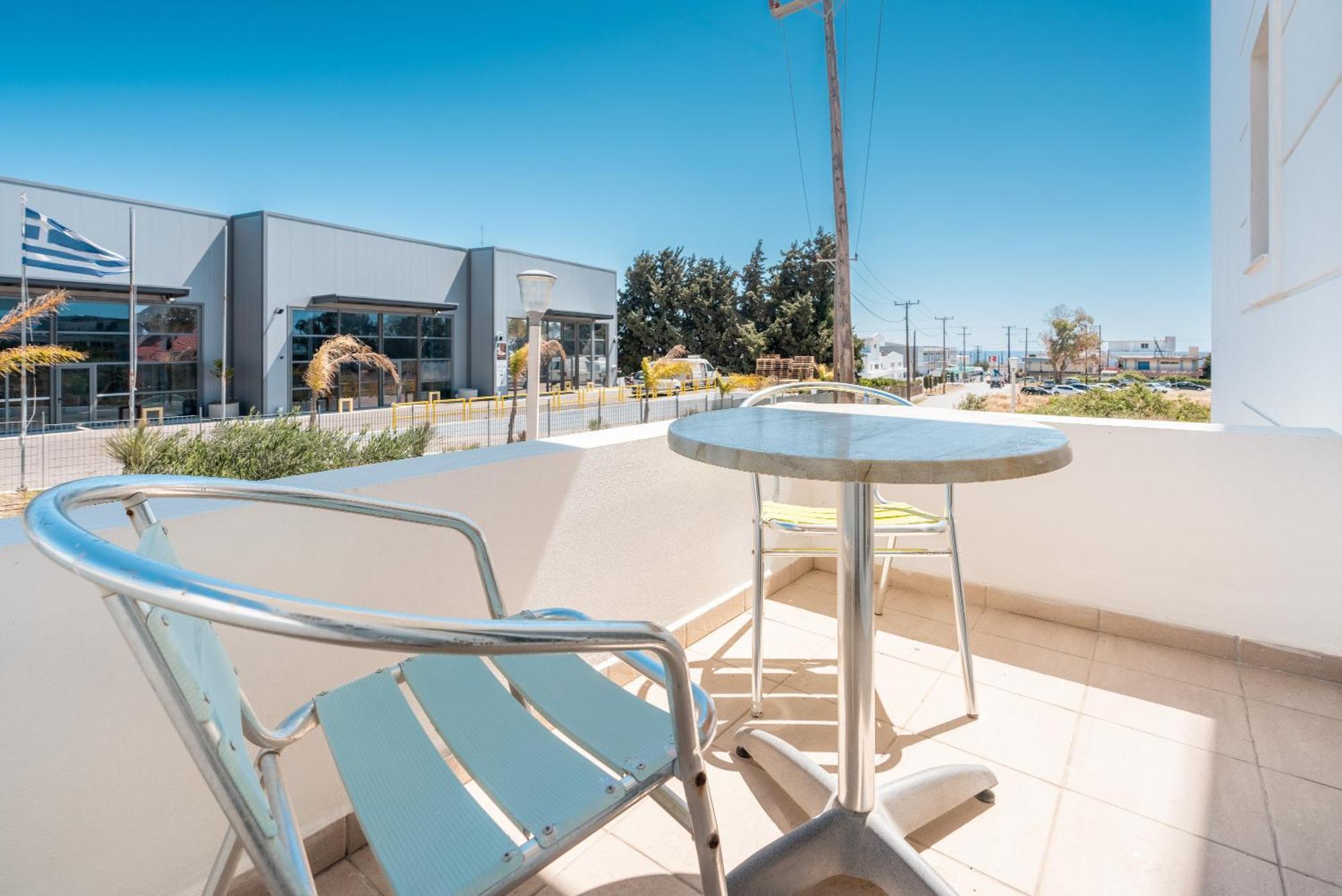 Apartment Ilia's With View 1 *