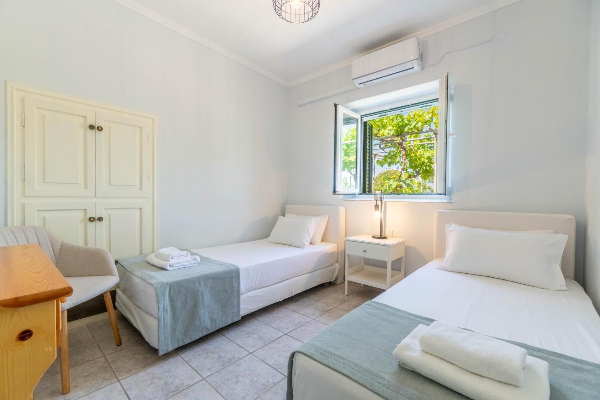 Sunset House * Antipaxos