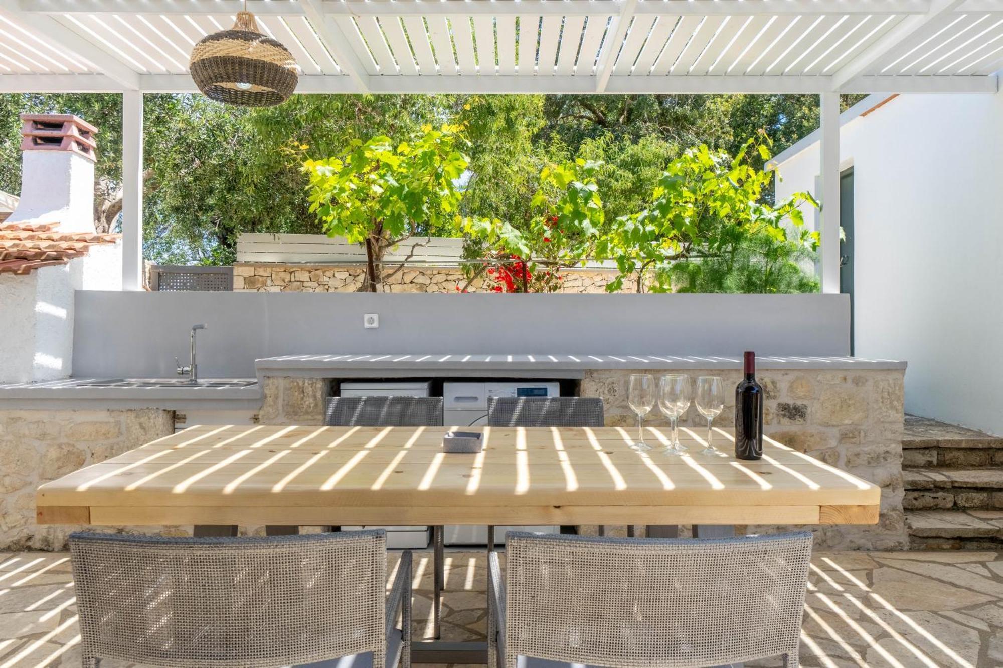 Villa Sunset House *