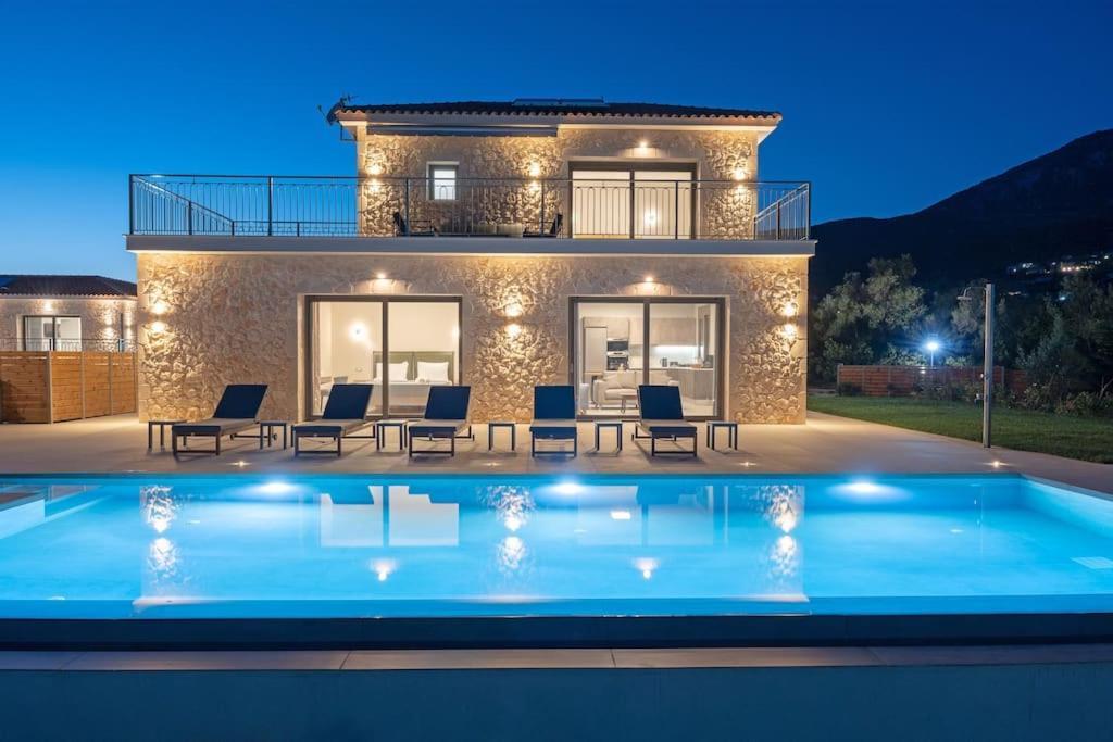 Villa Brand New Kefalonia Stone - Trapezaki Tranquility