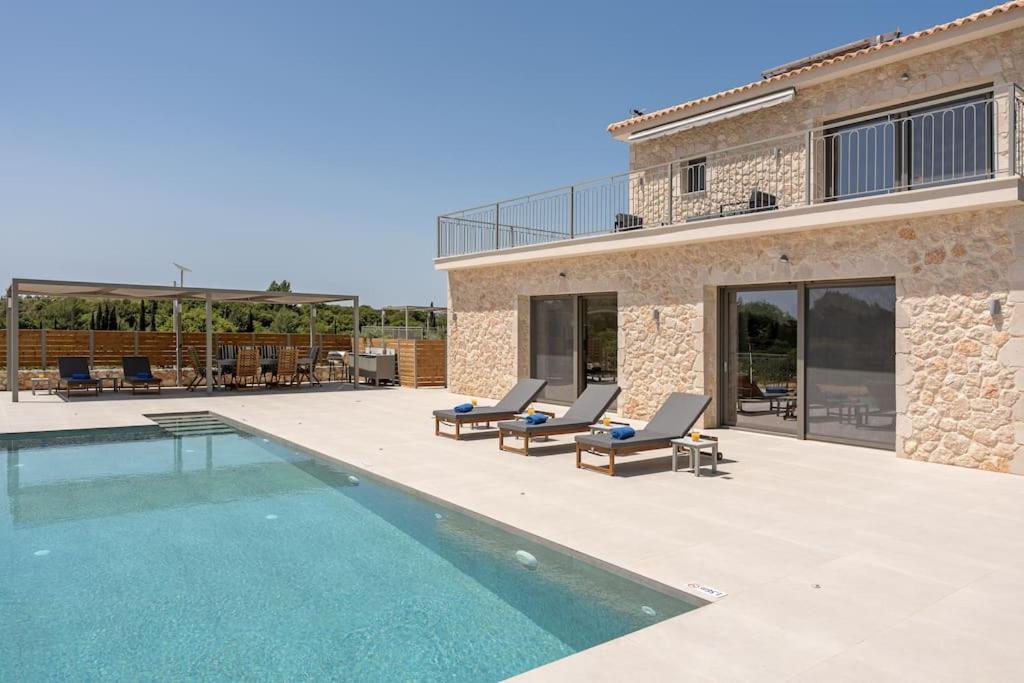Brand New Kefalonia Stone - Trapezaki Tranquility * Trapezaki (Kefalonia)