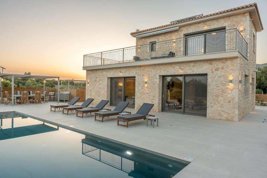 Brand New Kefalonia Stone - Trapezaki Tranquility Trapezaki (Kefalonia)