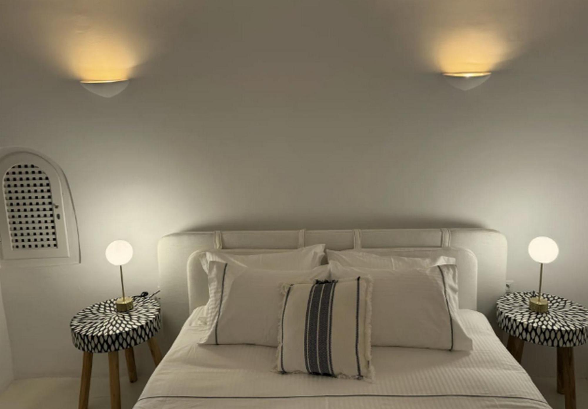 Exquisite Santorini Kamelot 3 Bedrooms Spectacular Aegean Sea Views Private Outdoor Hot Tub Villa *