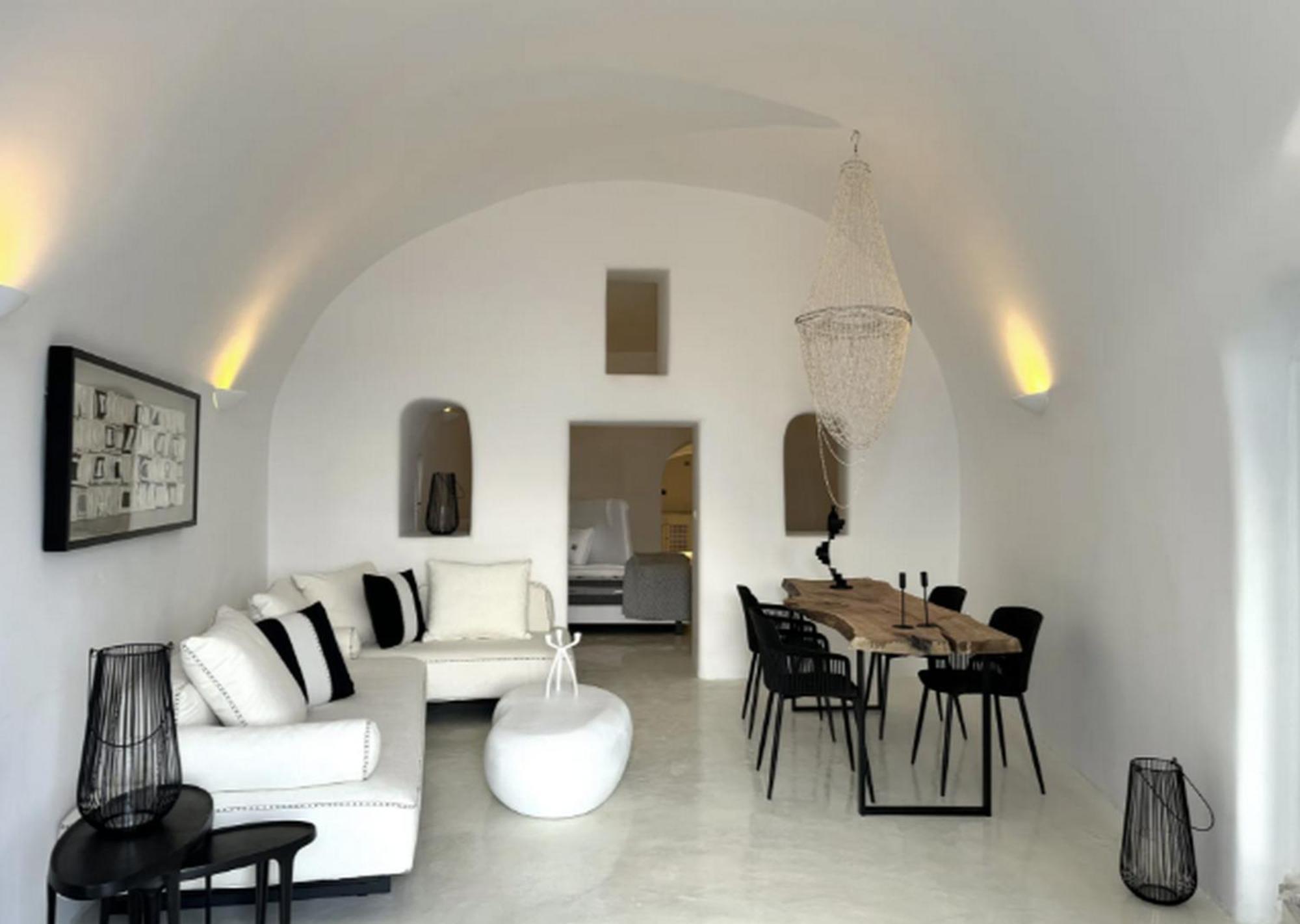 Exquisite Santorini Kamelot 3 Bedrooms Spectacular Aegean Sea Views Private Outdoor Hot Tub *