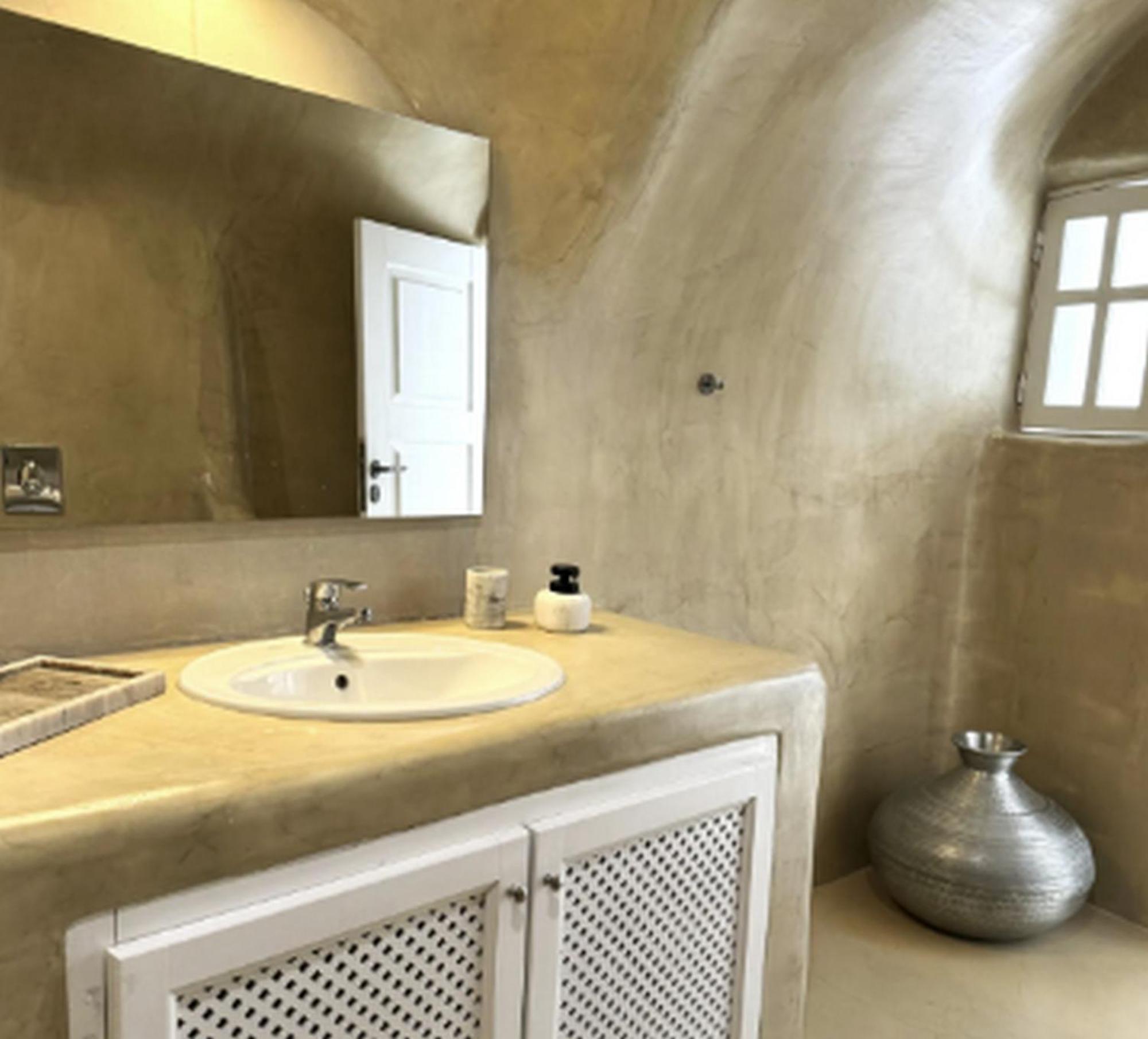 Exquisite Santorini Kamelot 3 Bedrooms Spectacular Aegean Sea Views Private Outdoor Hot Tub Imerovigli (Santorini)