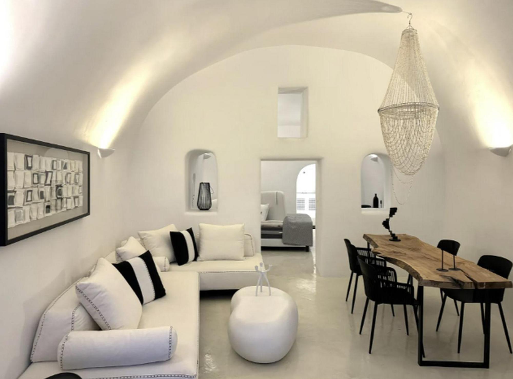 Villa Exquisite Santorini Kamelot 3 Bedrooms Spectacular Aegean Sea Views Private Outdoor Hot Tub Imerovigli (Santorini)