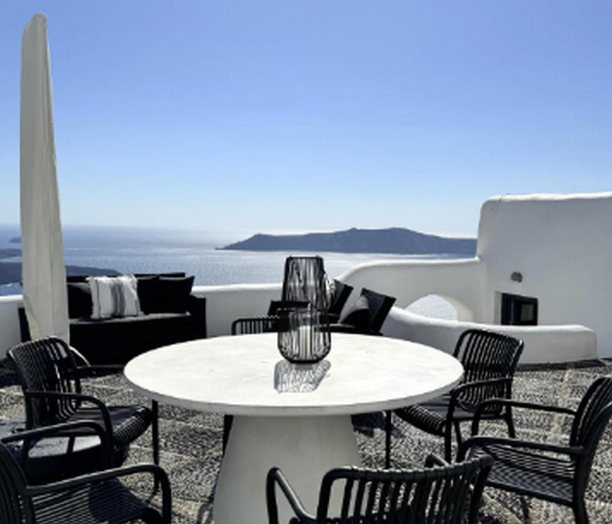 Exquisite Santorini Kamelot 3 Bedrooms Spectacular Aegean Sea Views Private Outdoor Hot Tub Villa Imerovigli (Santorini)