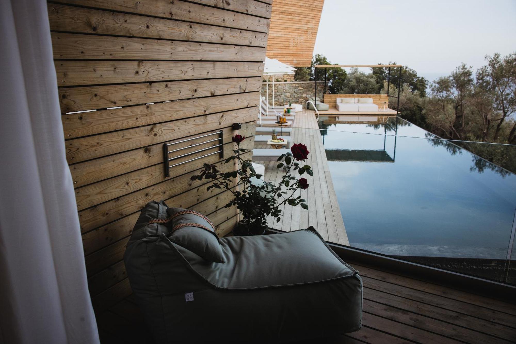 Five Olive Dream Trip * Plomari