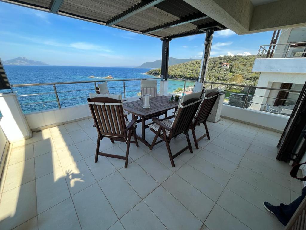 Seaview Villa *