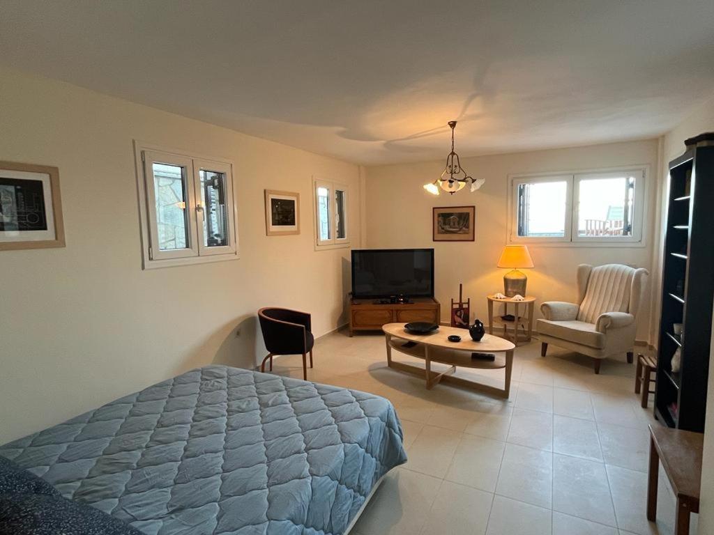 Seaview Villa