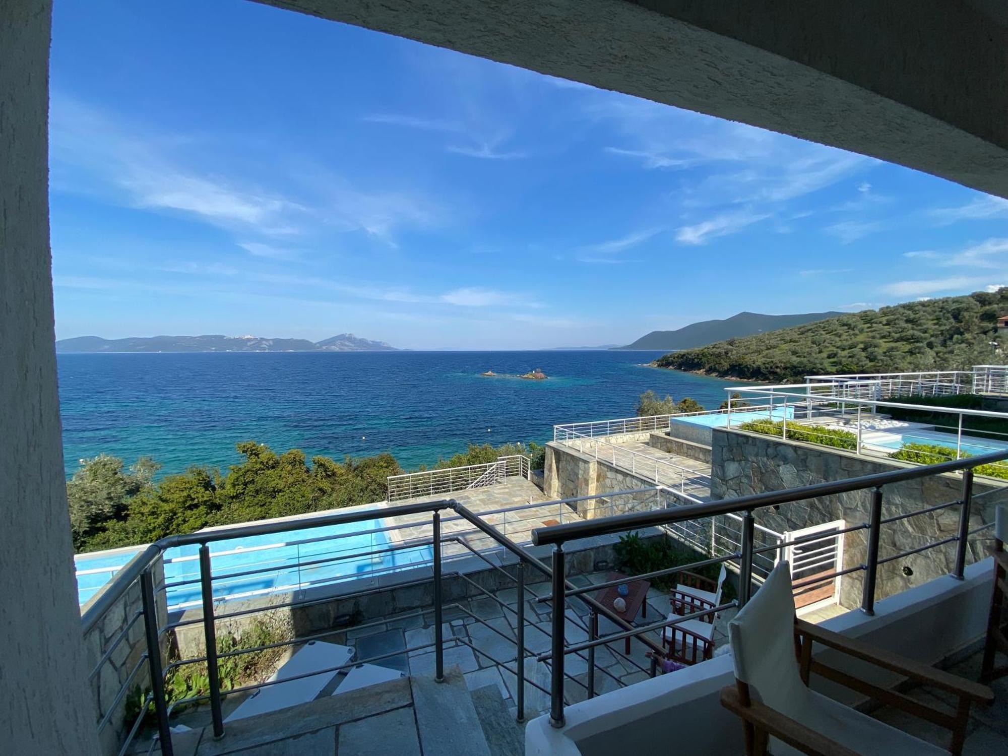 Seaview Villa *