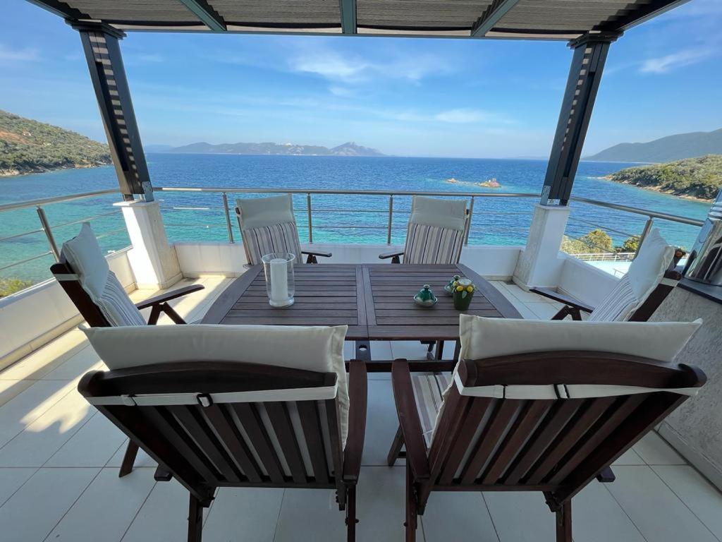 Seaview Villa Pteleos