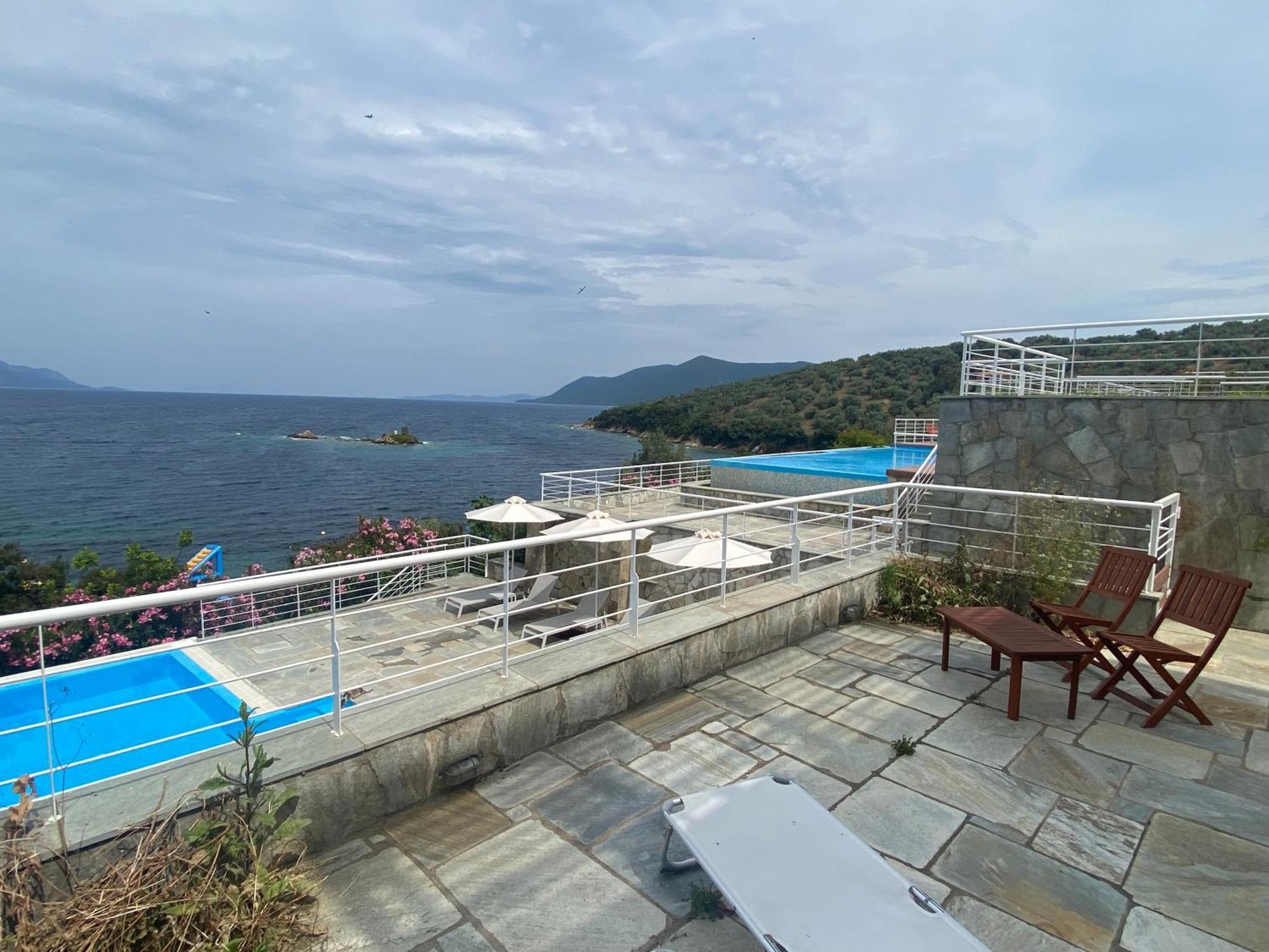 Seaview Villa *