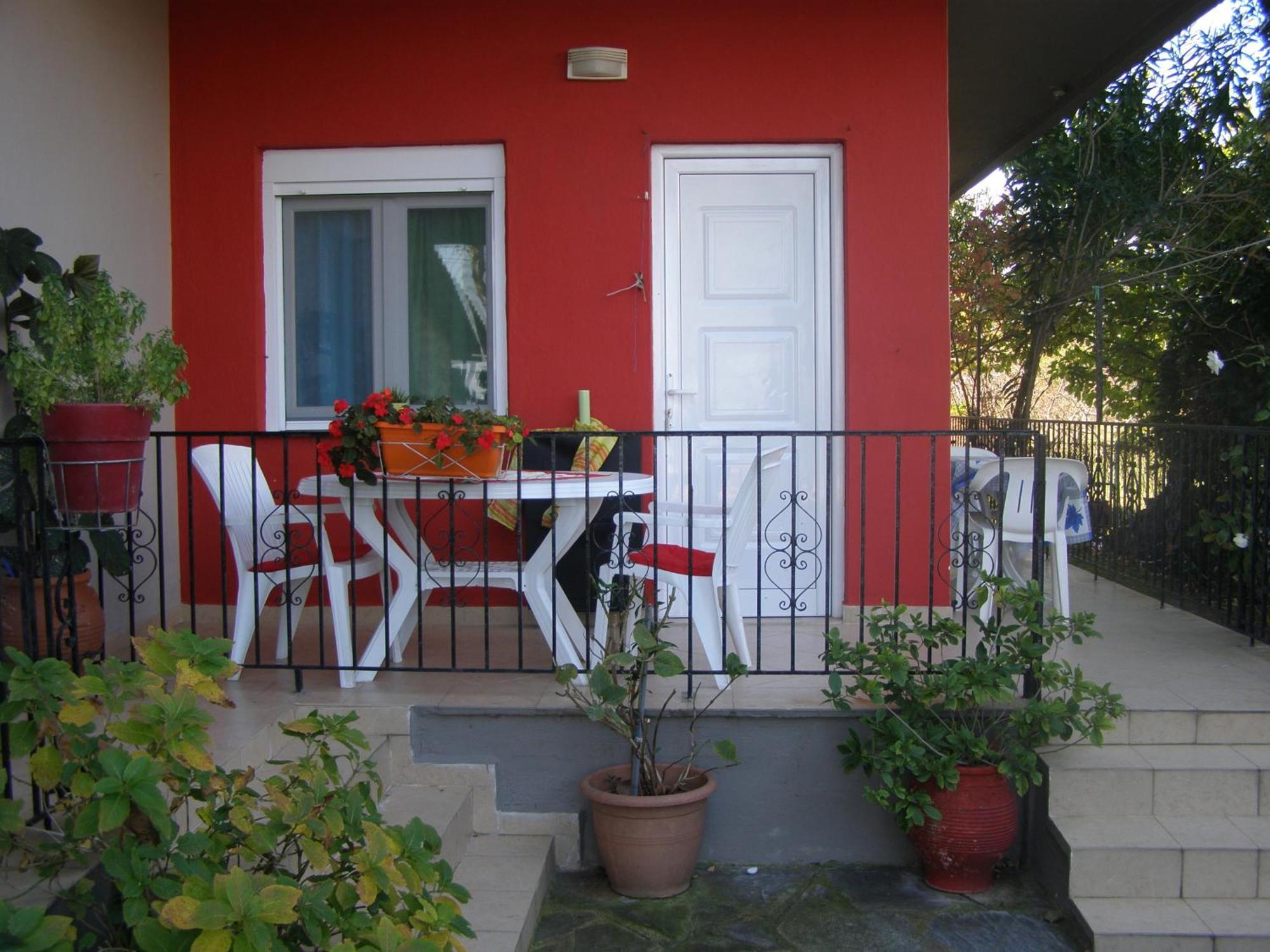 Elli Apartment *
