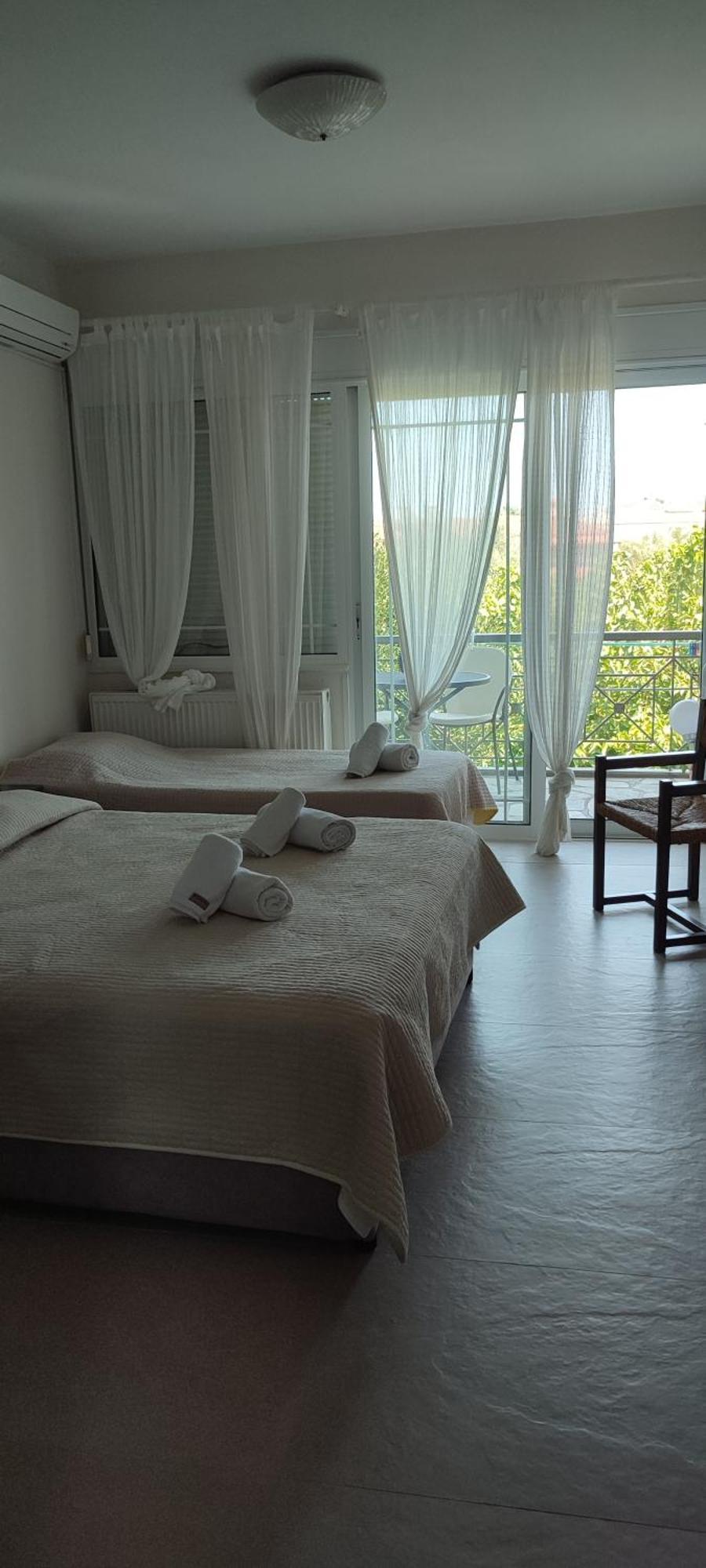 Garden House Apartment *