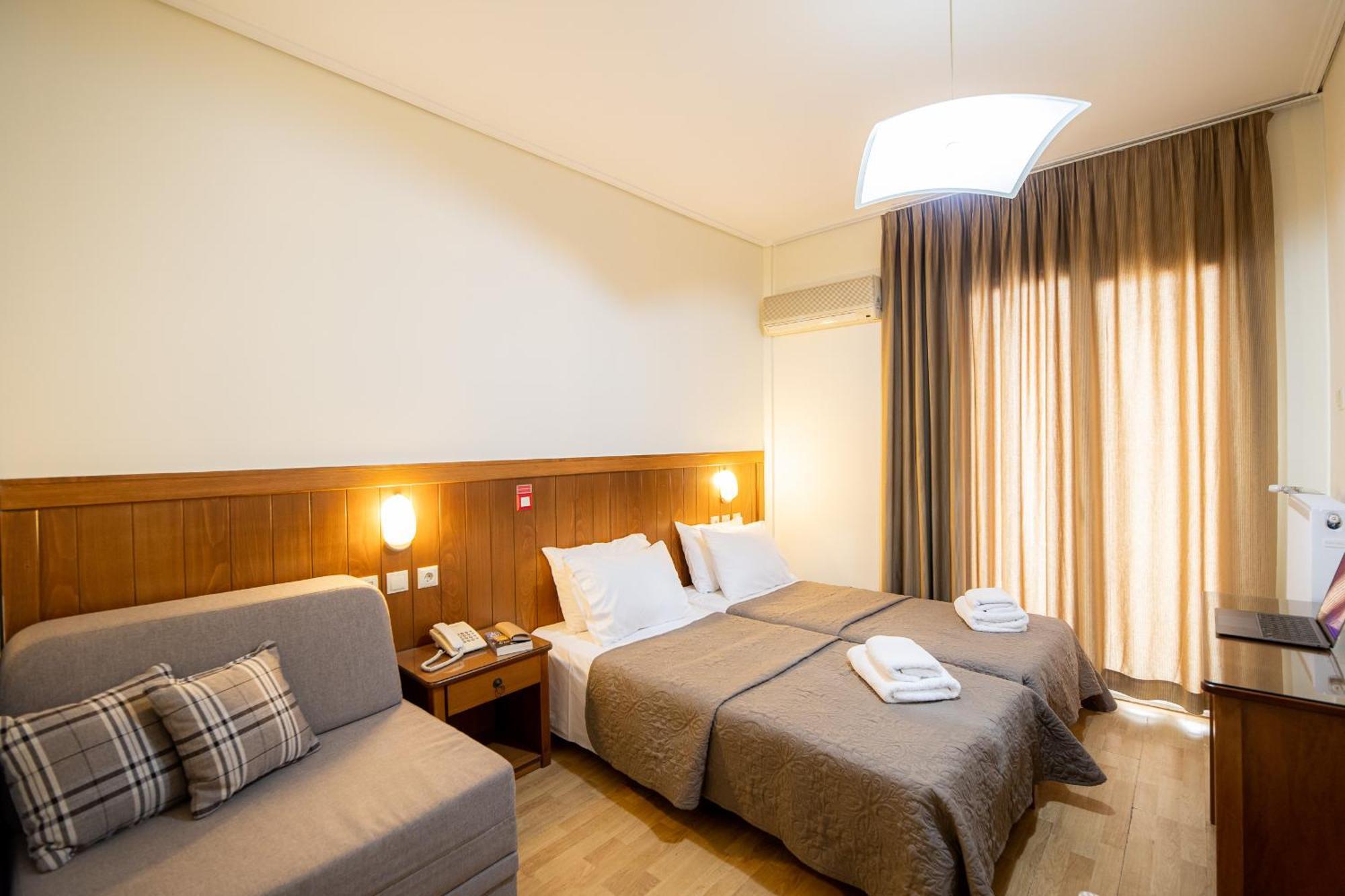 Hotel Philippos 2*
