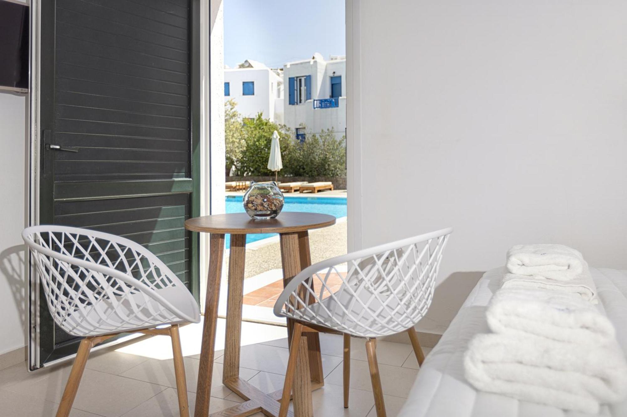 Andromeda Aparthotel 3*