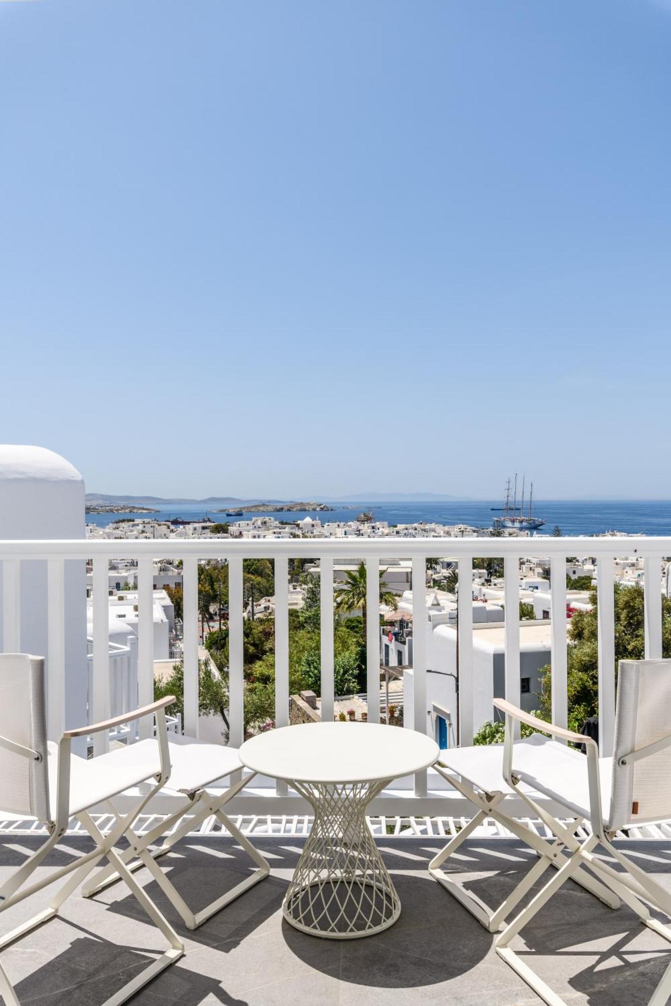 Hotel Rochari 4*