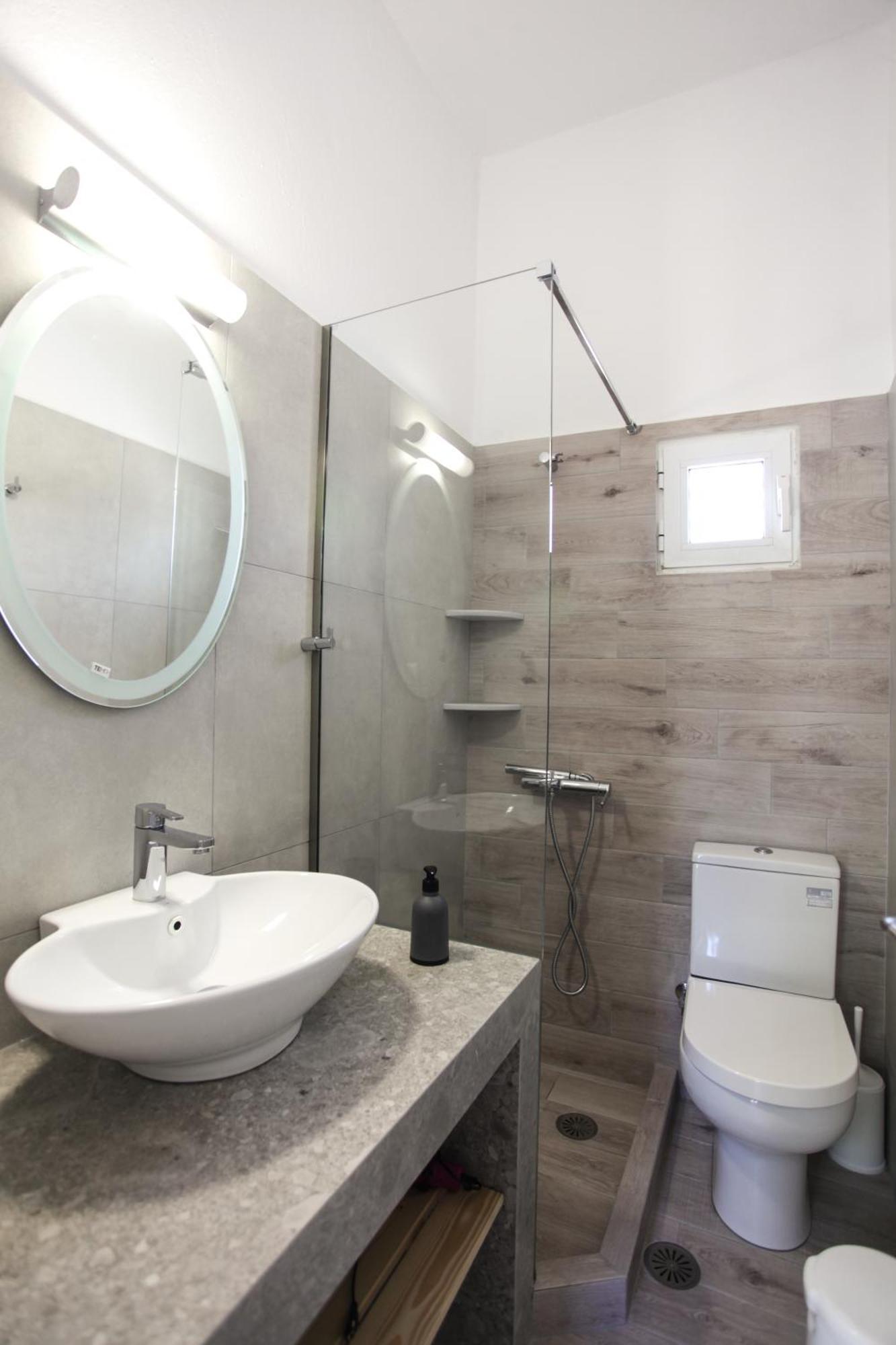 Skyros Avra Residences Aparthotel *