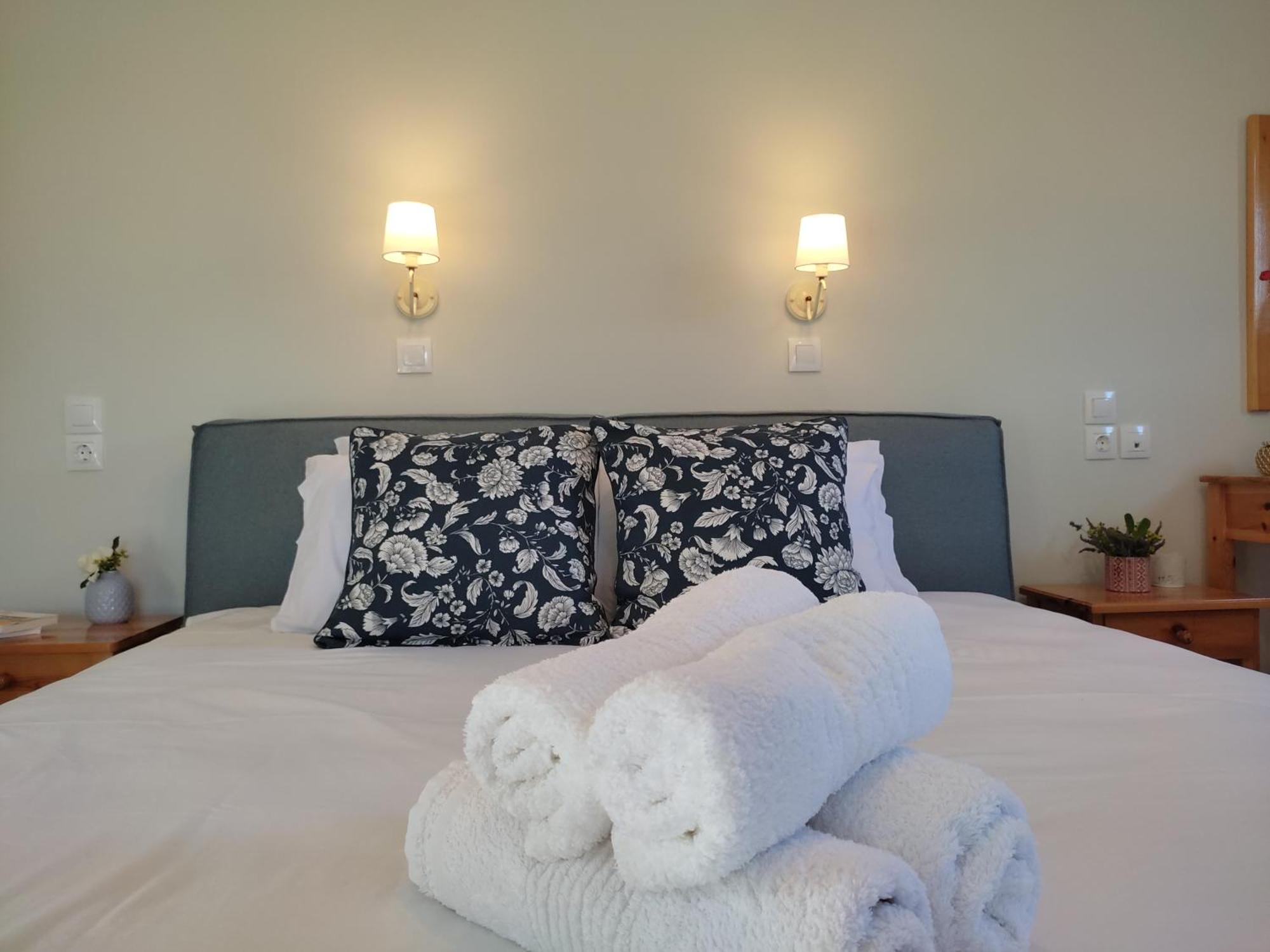 Dafnes Guest house Skopelos Town