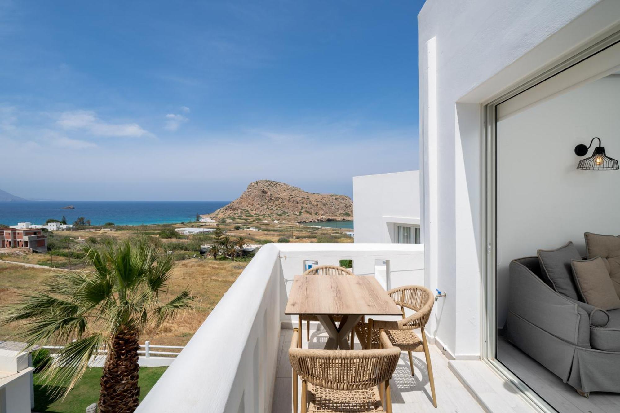 Palace Aparthotel 3*