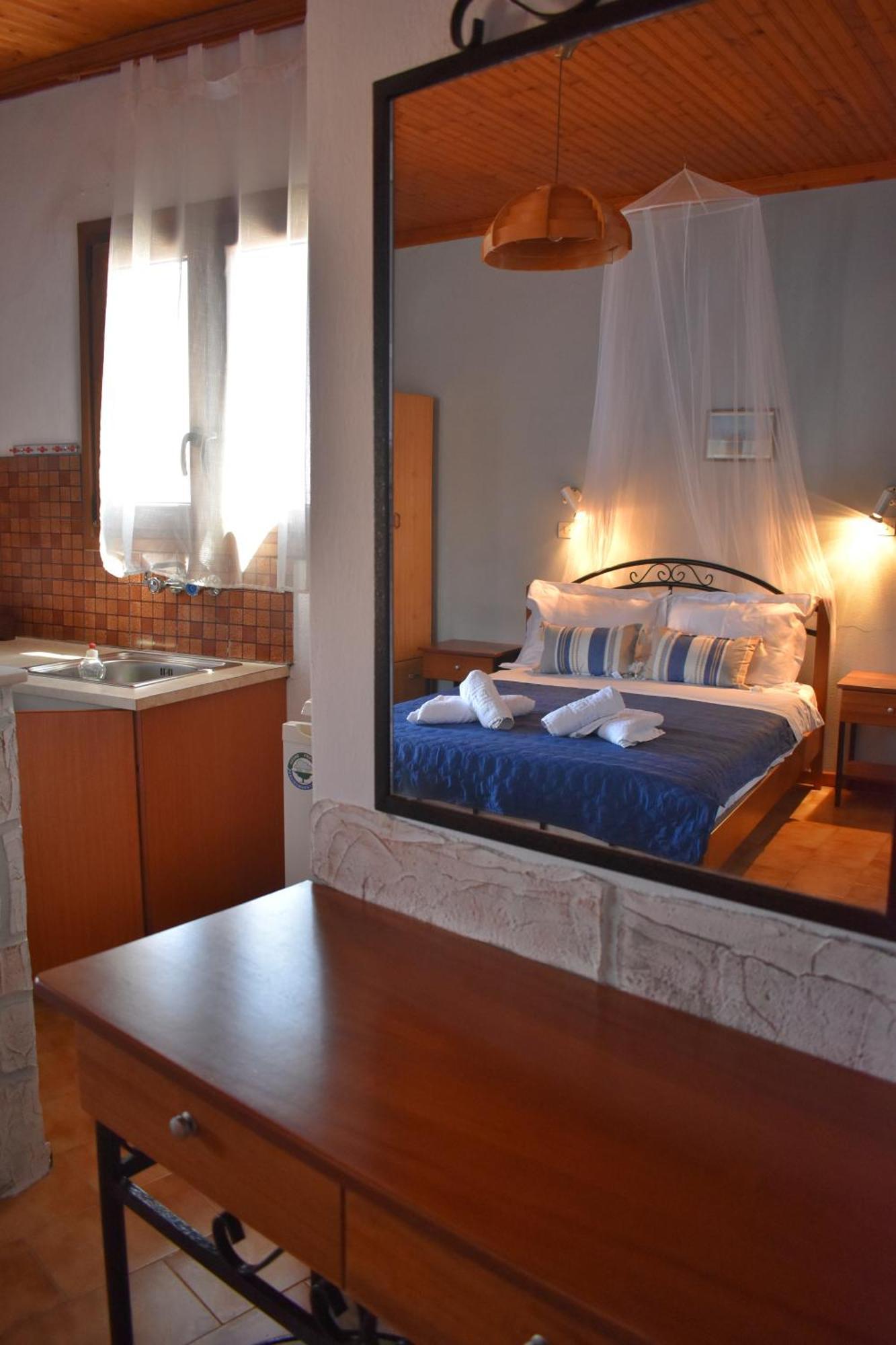 Kastro Studios Apartment Skopelos Town
