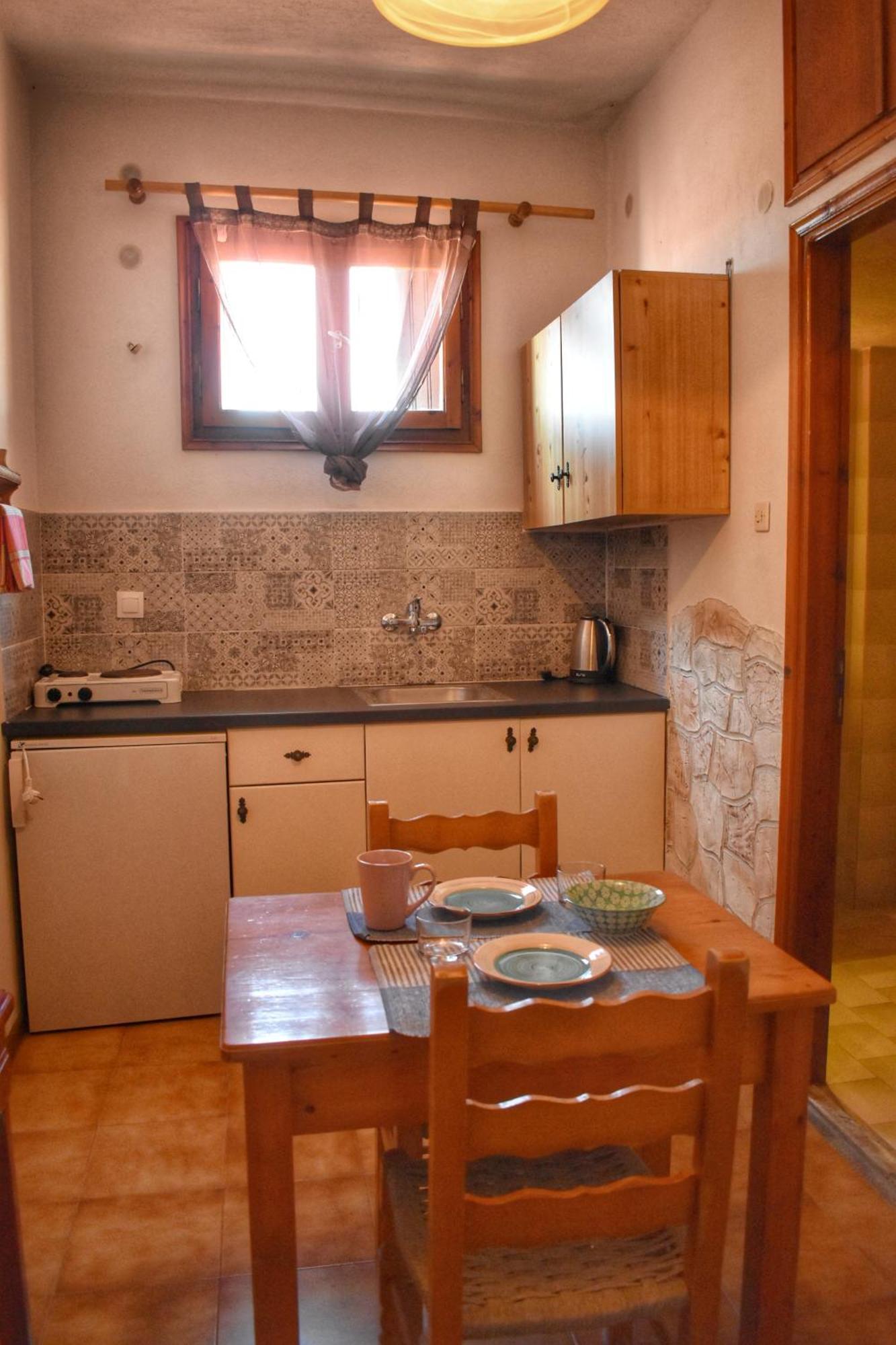 Kastro Studios Apartment