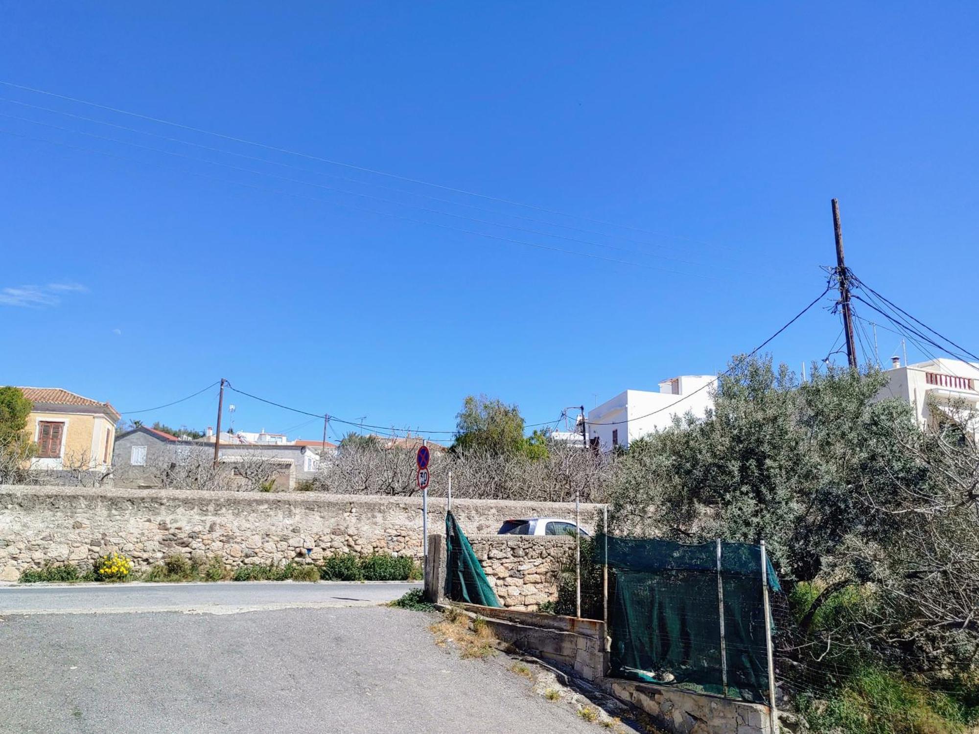 Hotel Aegina 2*