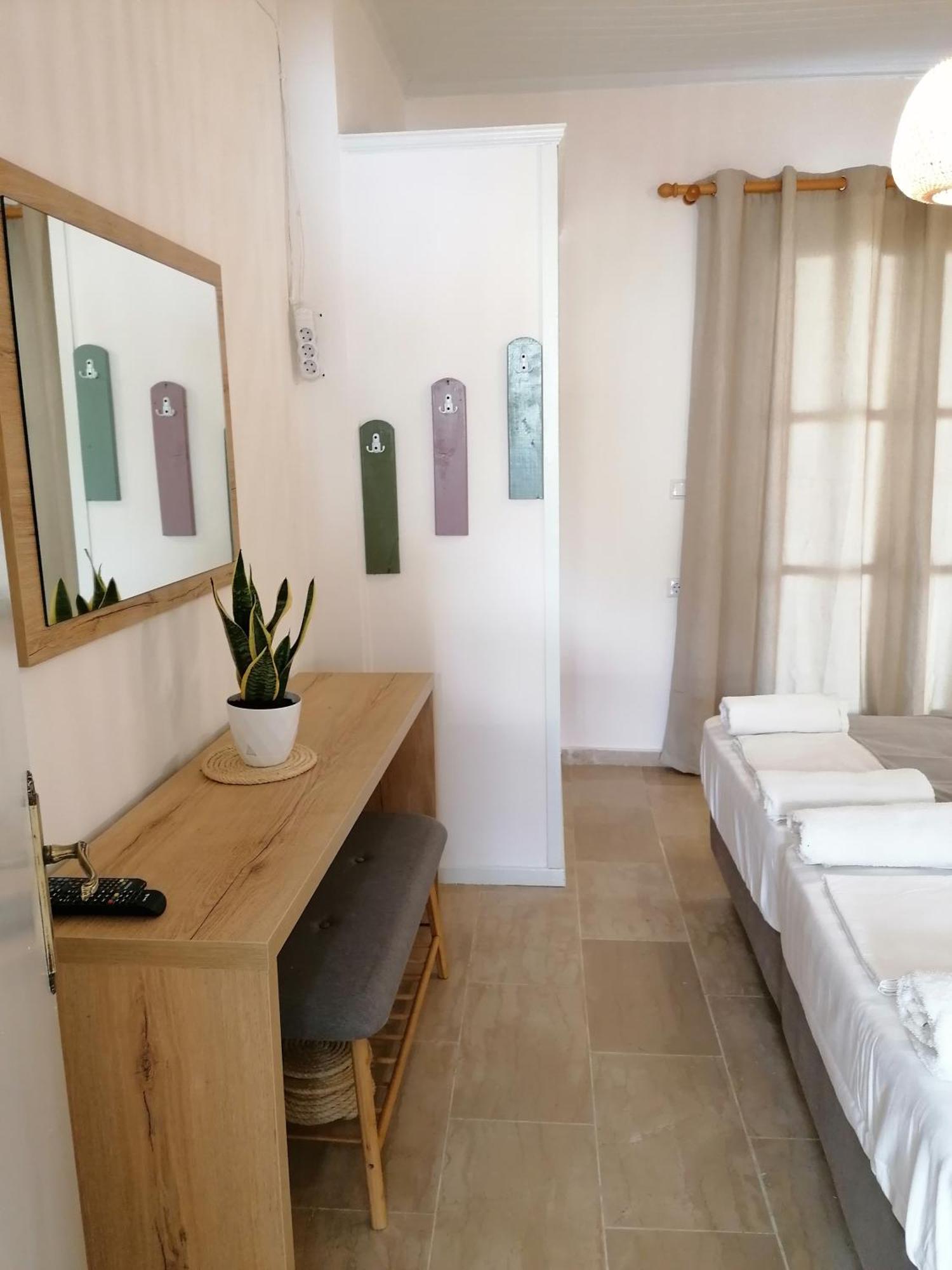 Vicky's Panoramic View Apartment