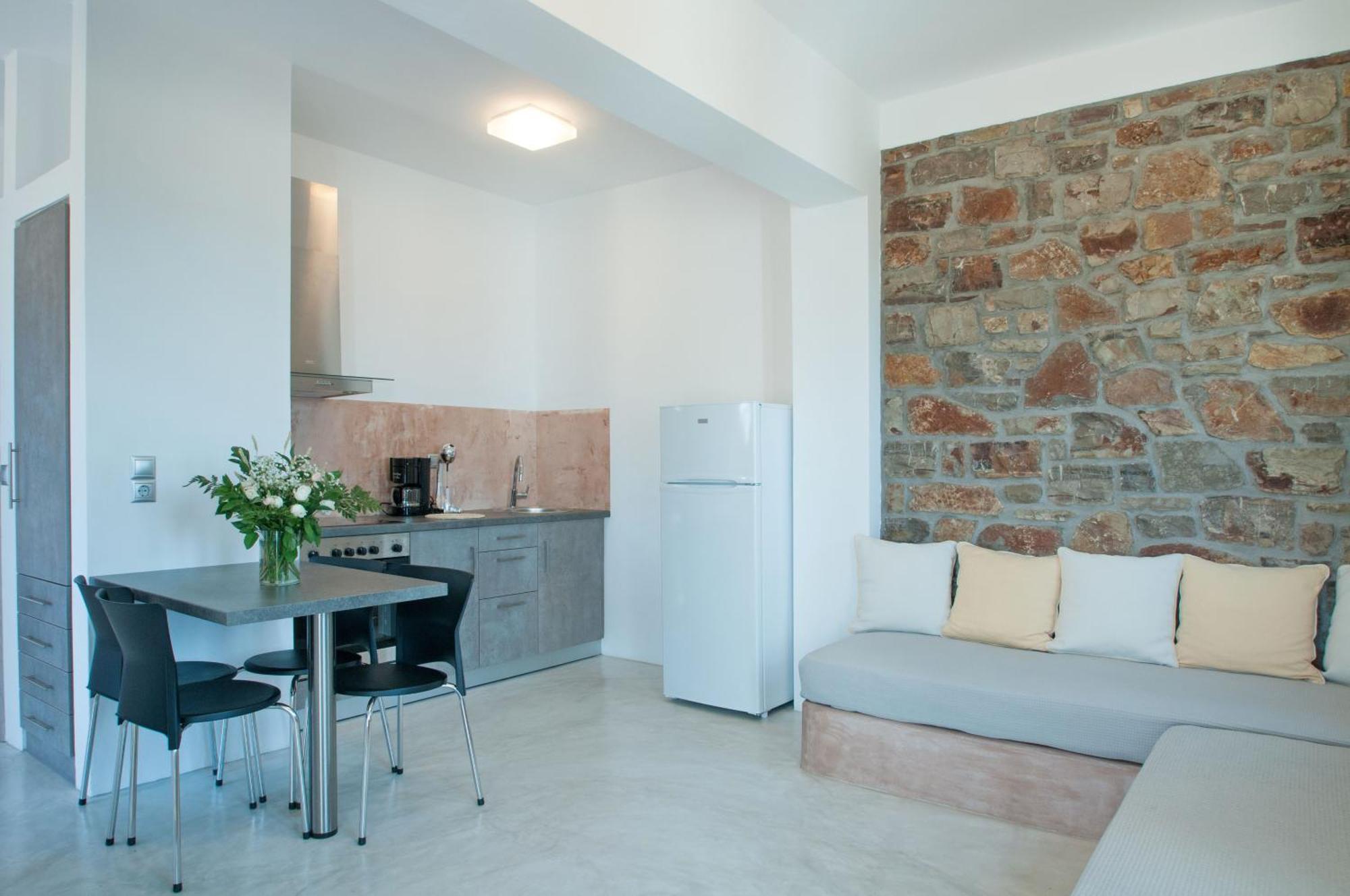 Anemes Aparthotel