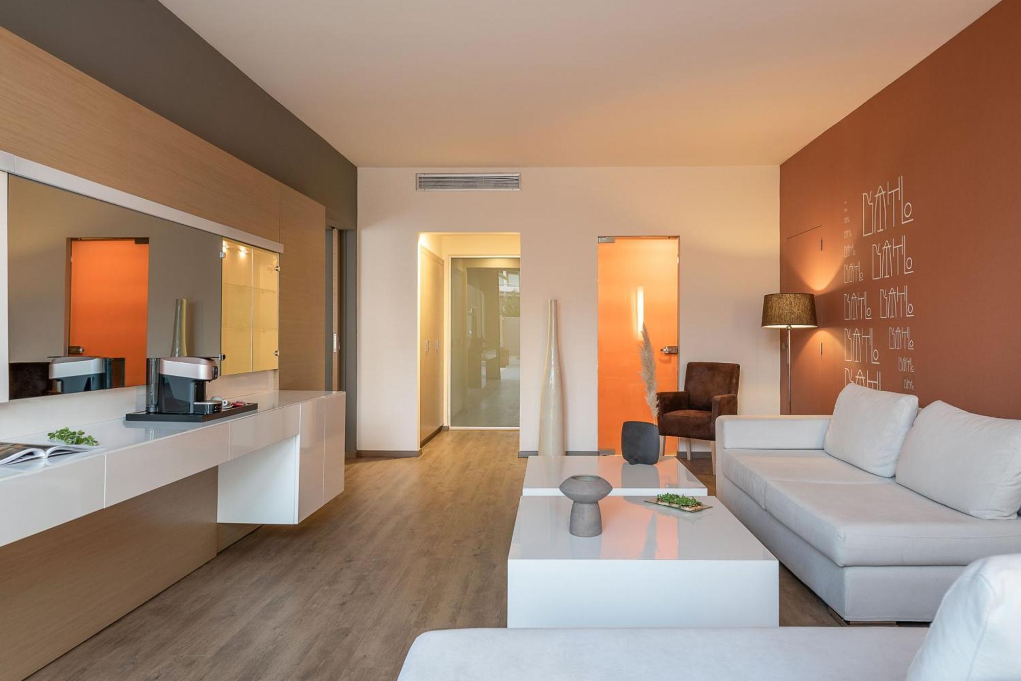Hotel Avra Imperial