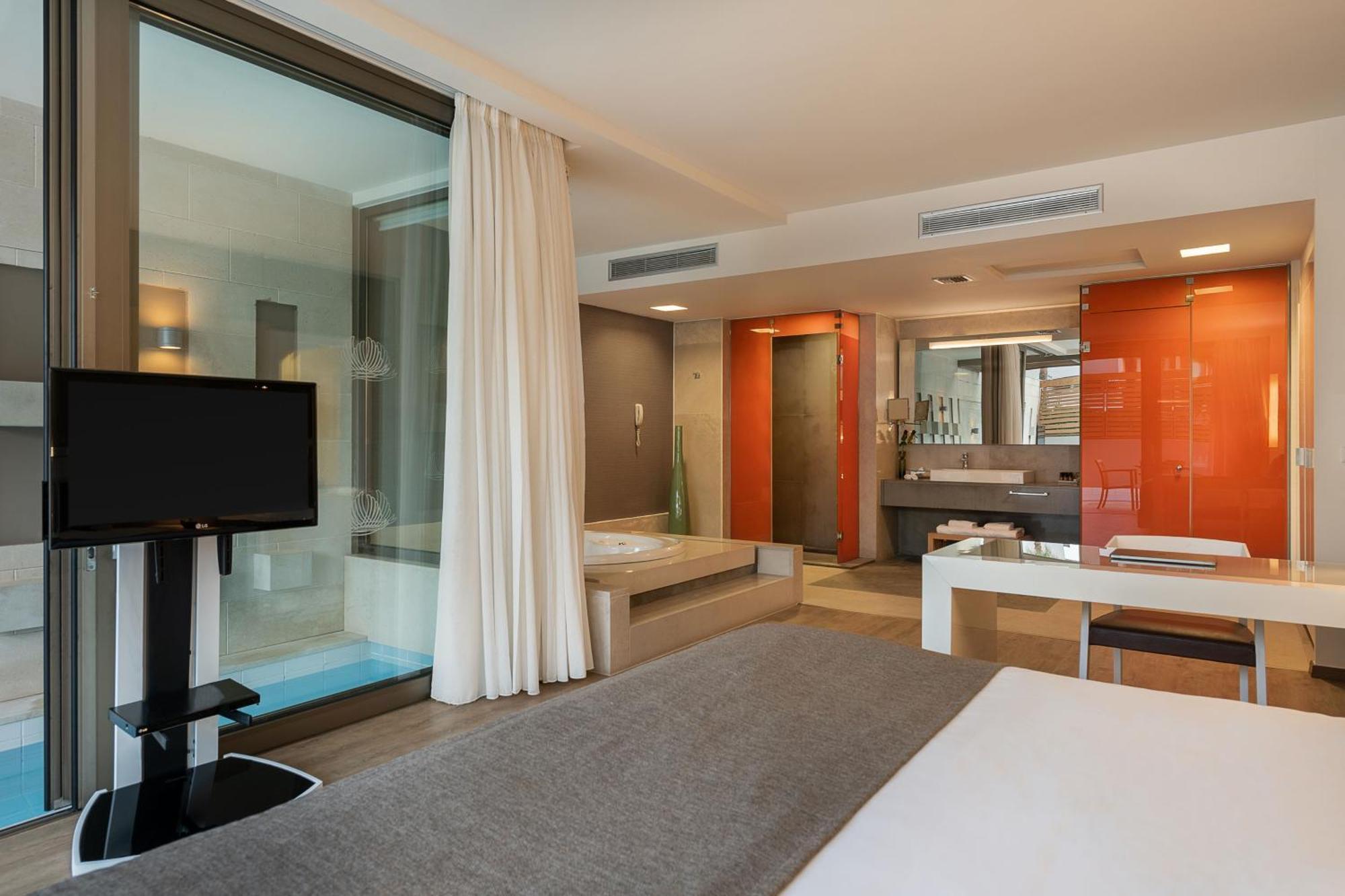 Avra Imperial Hotel